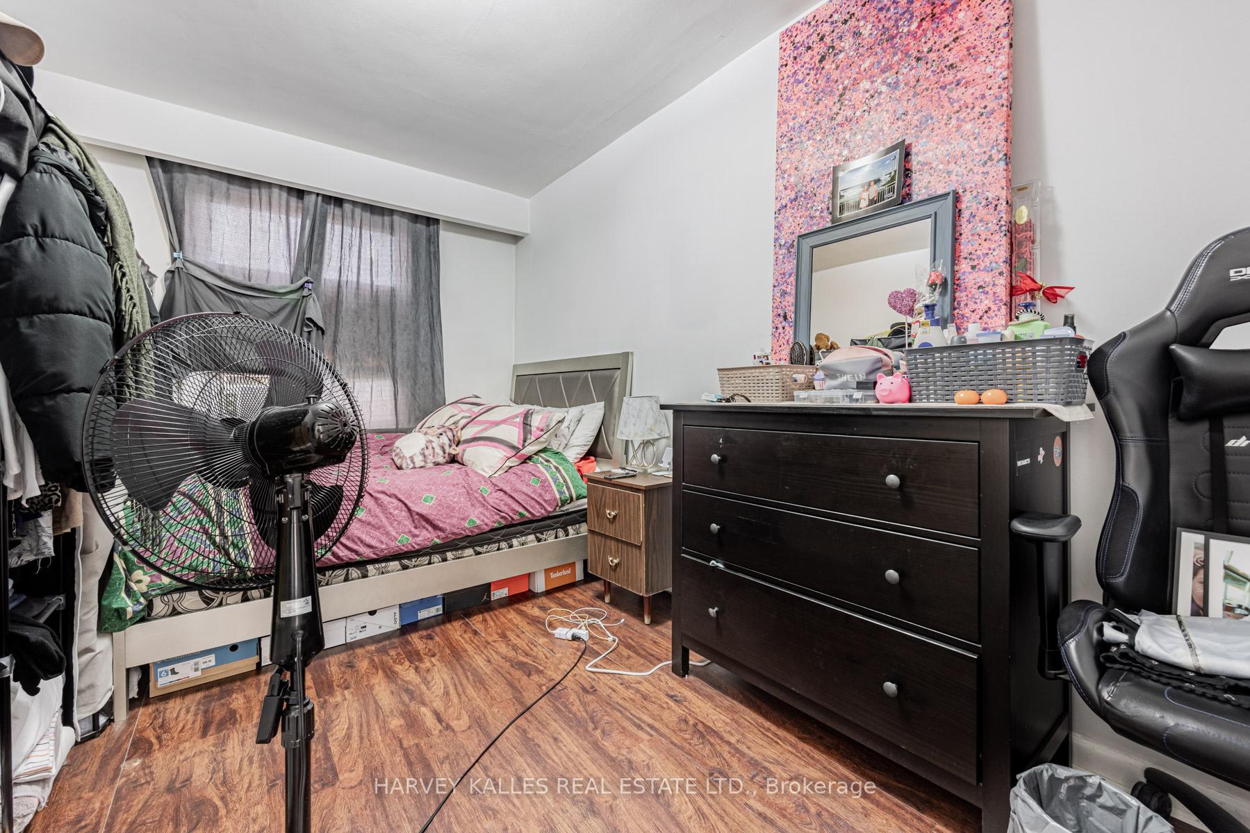 Photo 24 of 6 Carrington Avenue, Toronto, Caledonia-Fairbank — HOMEH