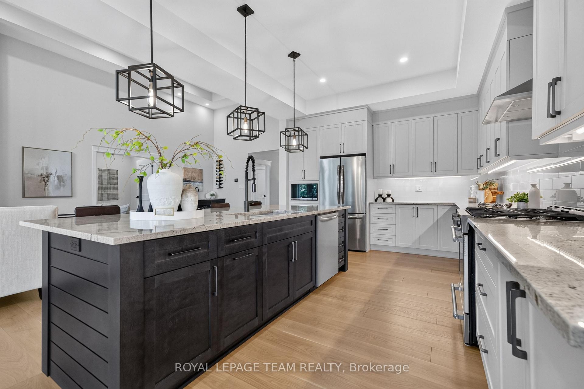 Photo 23 of 10 B Brigade Avenue, Ottawa, Stittsville (South) — HOMEH