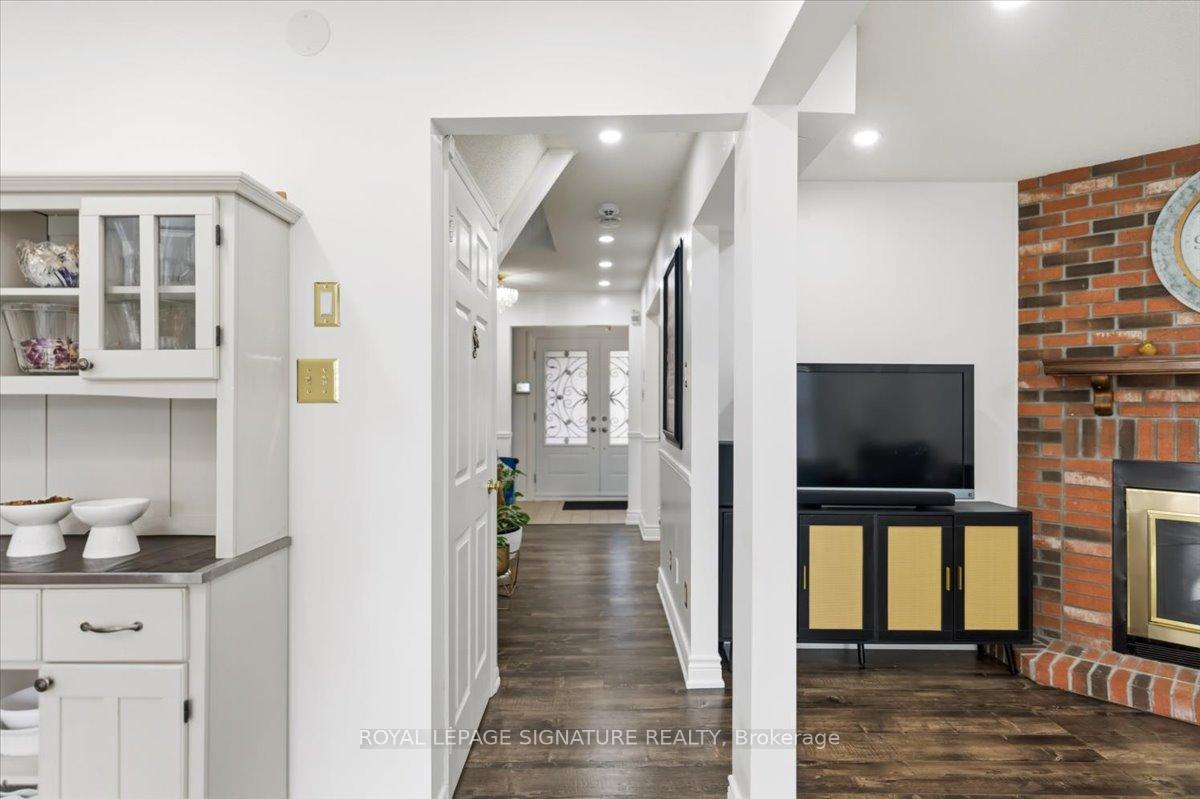 Photo 4 of 1778 Silverthorn Square, Pickering, Liverpool — HOMEH