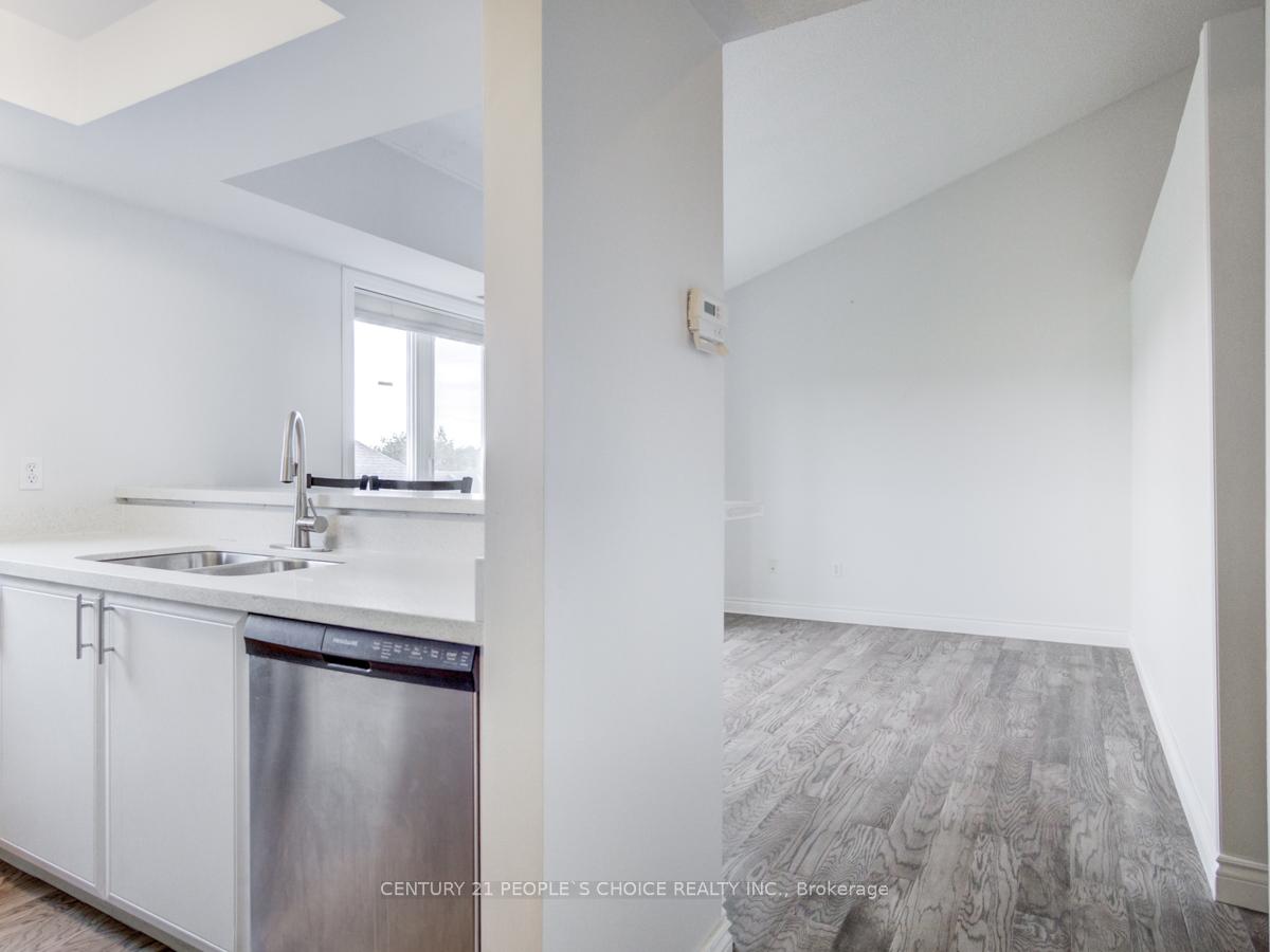 Photo 7 of Unit 42, 119 Bristol Road E, Mississauga, Hurontario — HOMEH