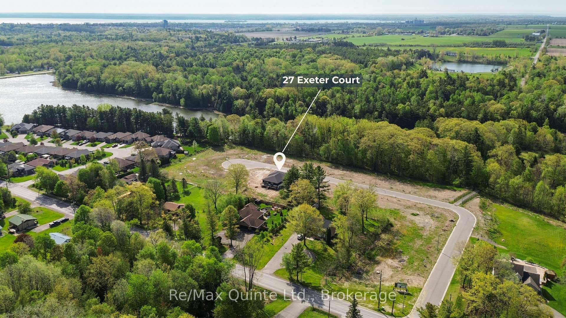 Photo 2 of 27 Exeter Court, Quinte West, Murray Ward — HOMEH