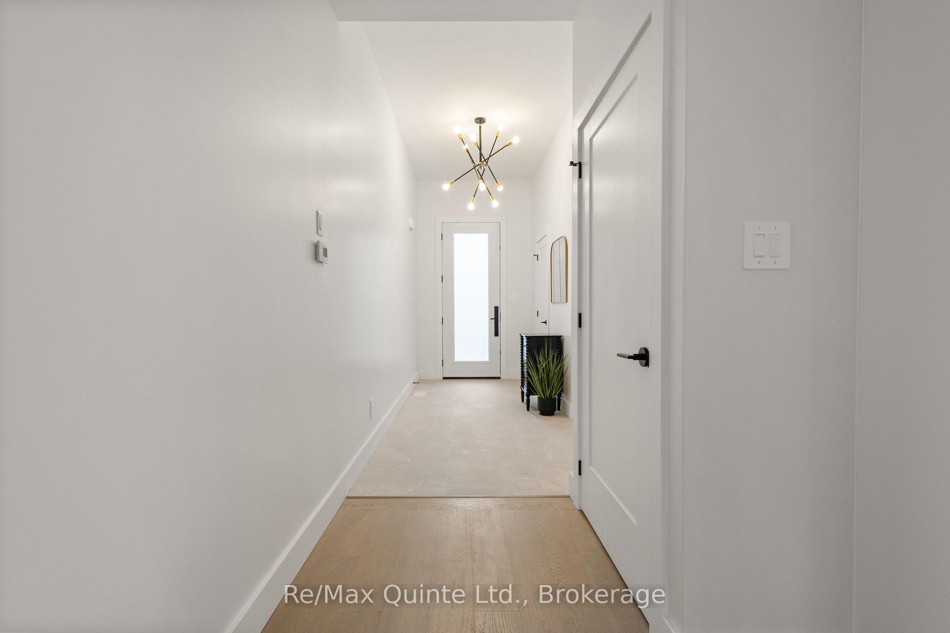 Photo 10 of 27 Exeter Court, Quinte West, Murray Ward — HOMEH