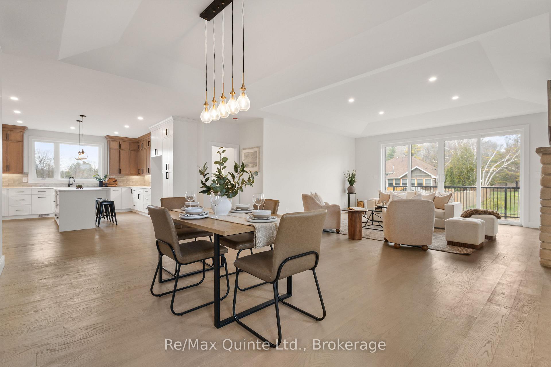 Photo 19 of 27 Exeter Court, Quinte West, Murray Ward — HOMEH