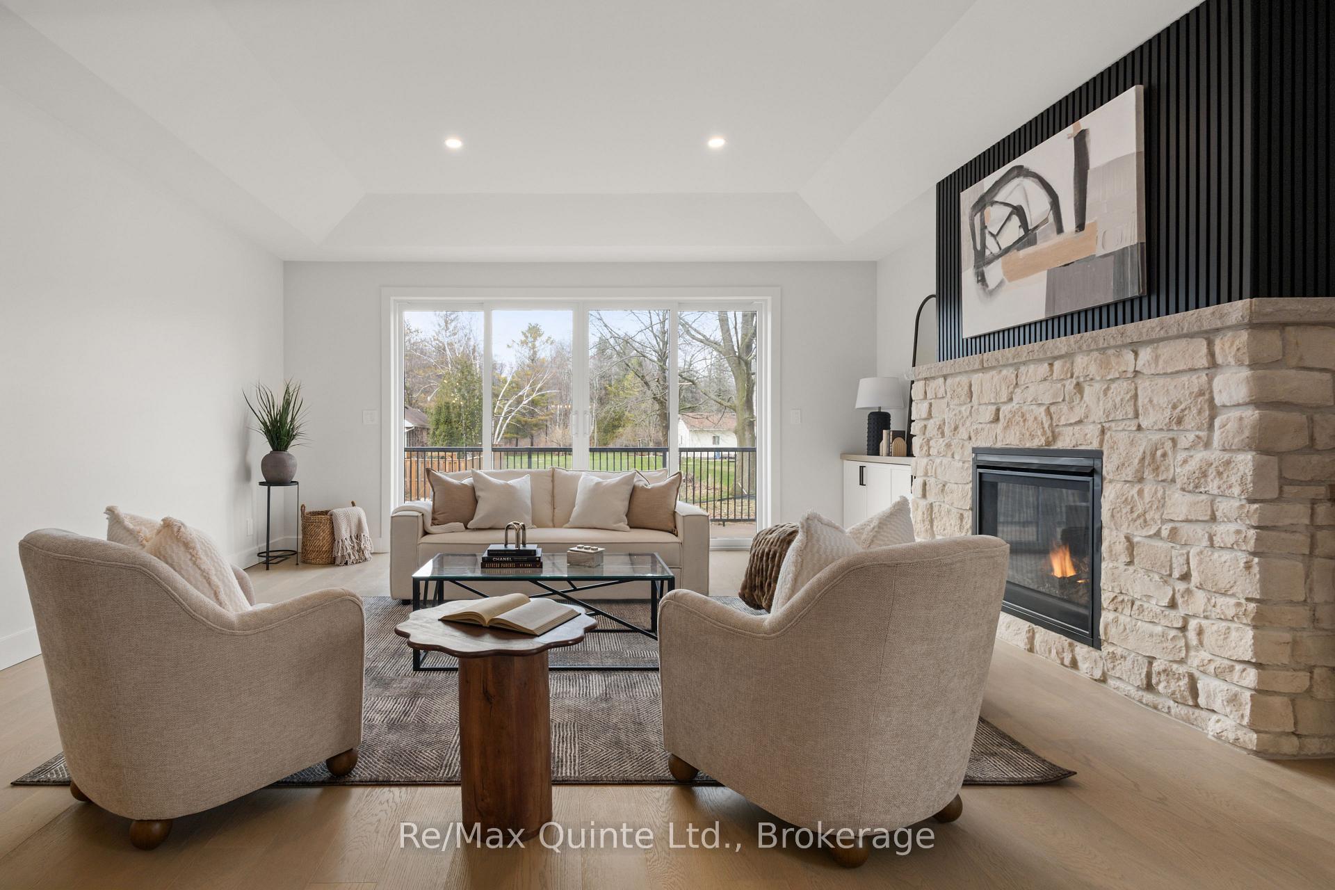 Photo 21 of 27 Exeter Court, Quinte West, Murray Ward — HOMEH