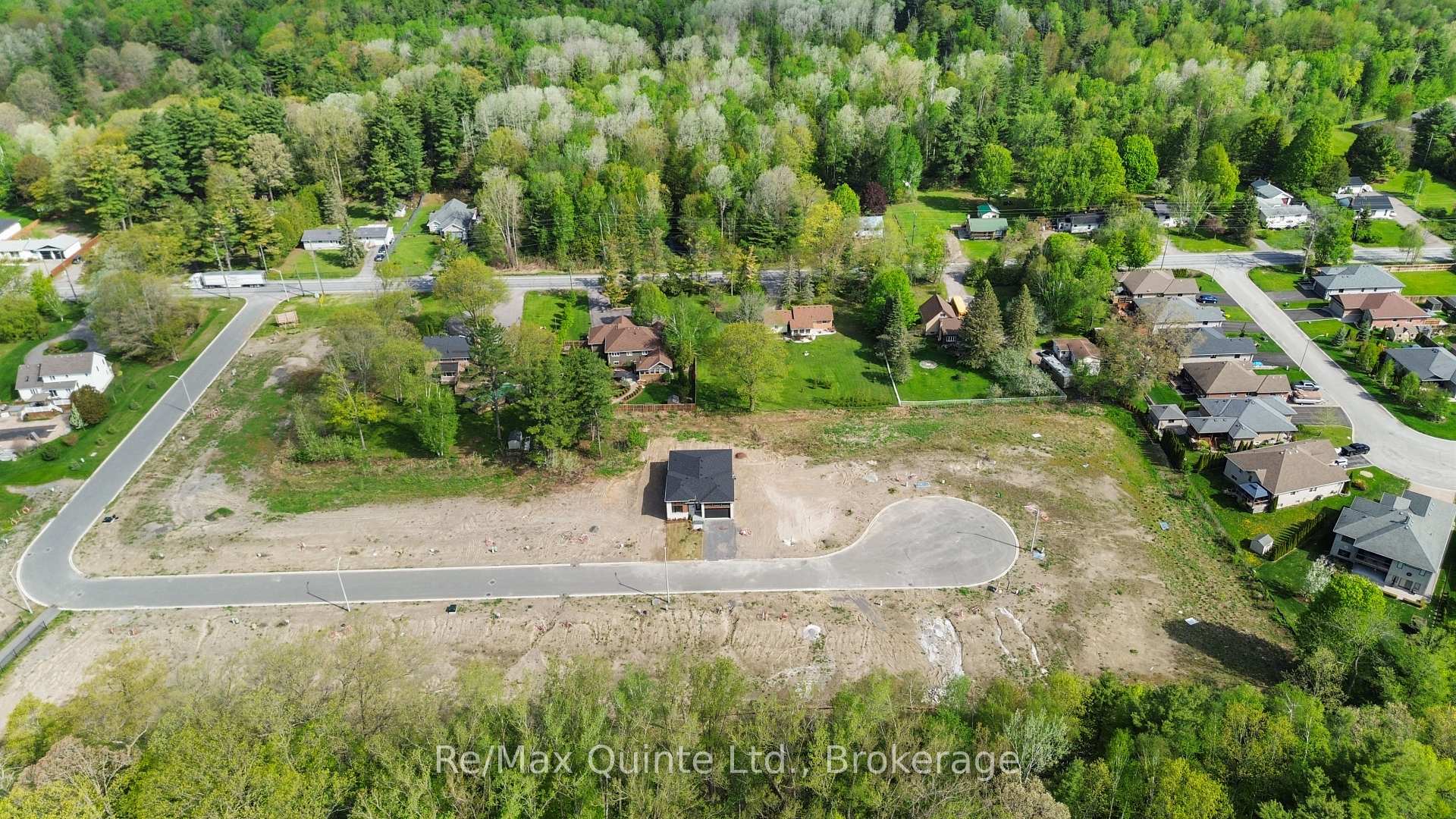 Photo 49 of 27 Exeter Court, Quinte West, Murray Ward — HOMEH