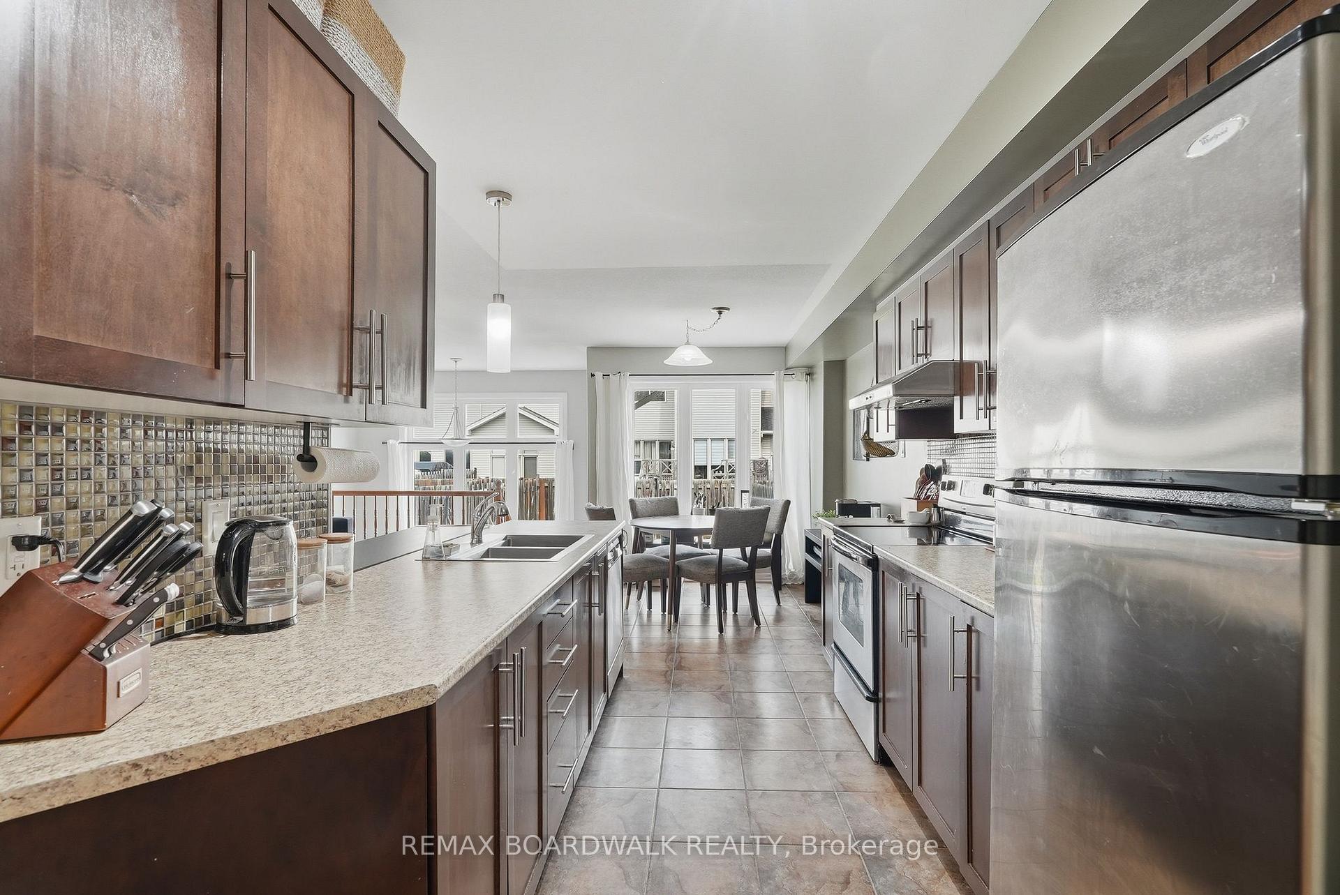 Photo 6 of 617 Spikemoss Place, Ottawa, Notting Hill/Summerside — HOMEH