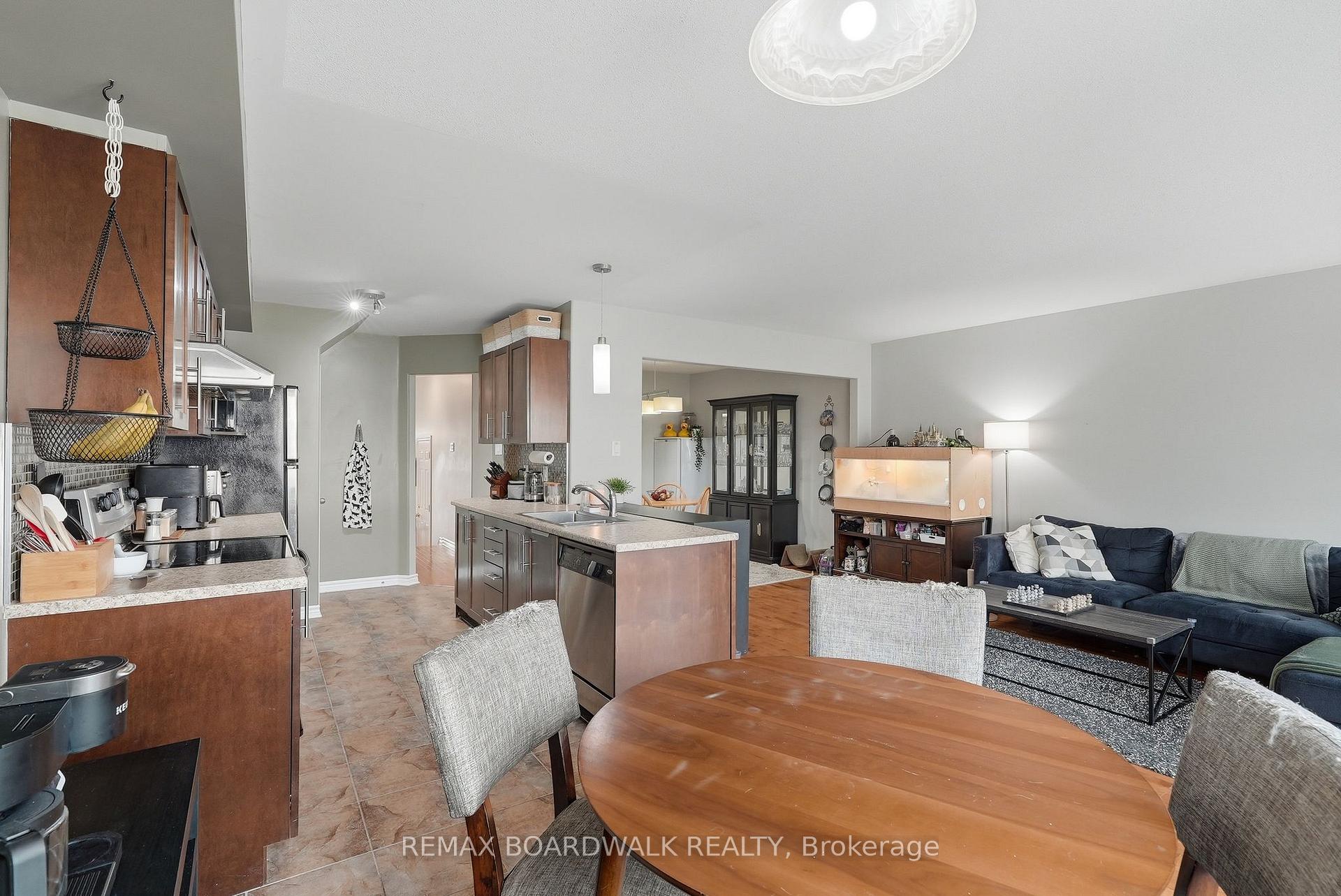 Photo 14 of 617 Spikemoss Place, Ottawa, Notting Hill/Summerside — HOMEH