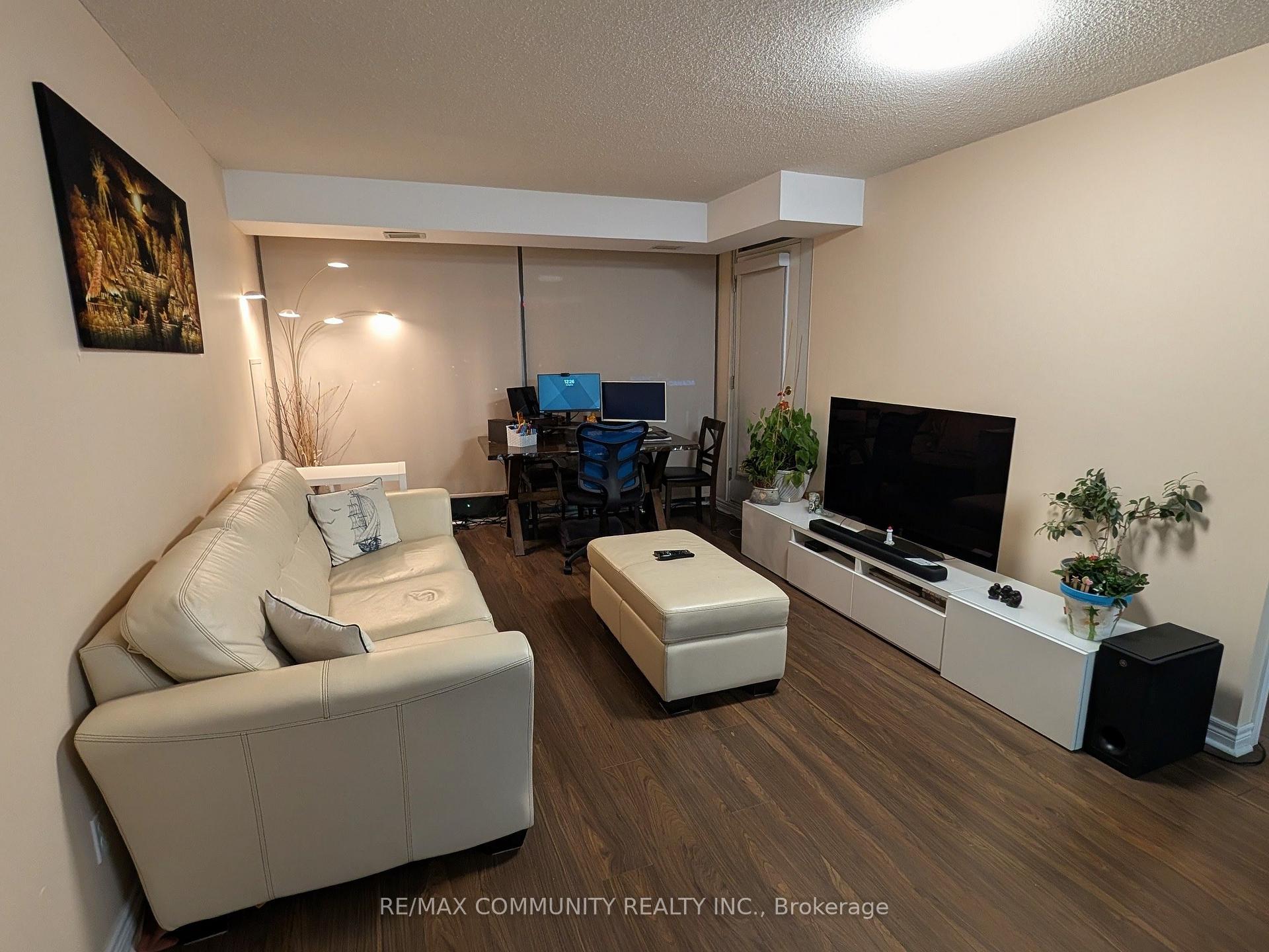 Photo 2 of Unit 815, 51 Lower Simcoe Street, Toronto, Waterfront Communities — HOMEH