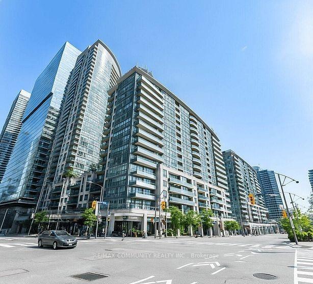 Photo 9 of Unit 815, 51 Lower Simcoe Street, Toronto, Waterfront Communities — HOMEH