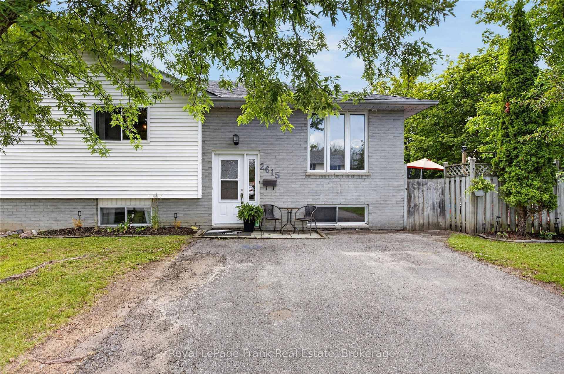 Photo 2 of 2615 Foxmeadow Road, Peterborough, Ashburnham Ward 4 — HOMEH