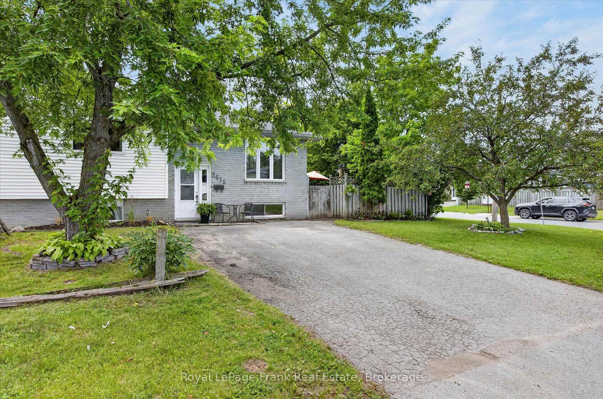 Photo 4 of 2615 Foxmeadow Road, Peterborough, Ashburnham Ward 4 — HOMEH