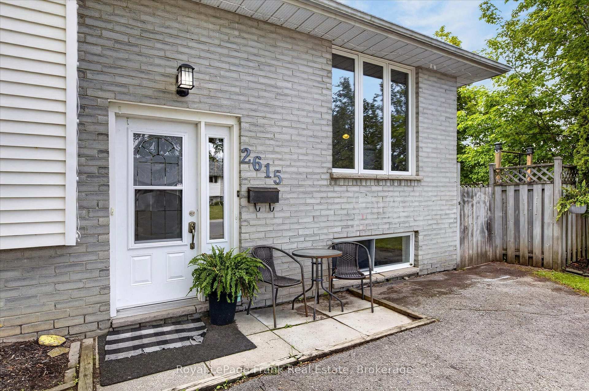Photo 7 of 2615 Foxmeadow Road, Peterborough, Ashburnham Ward 4 — HOMEH