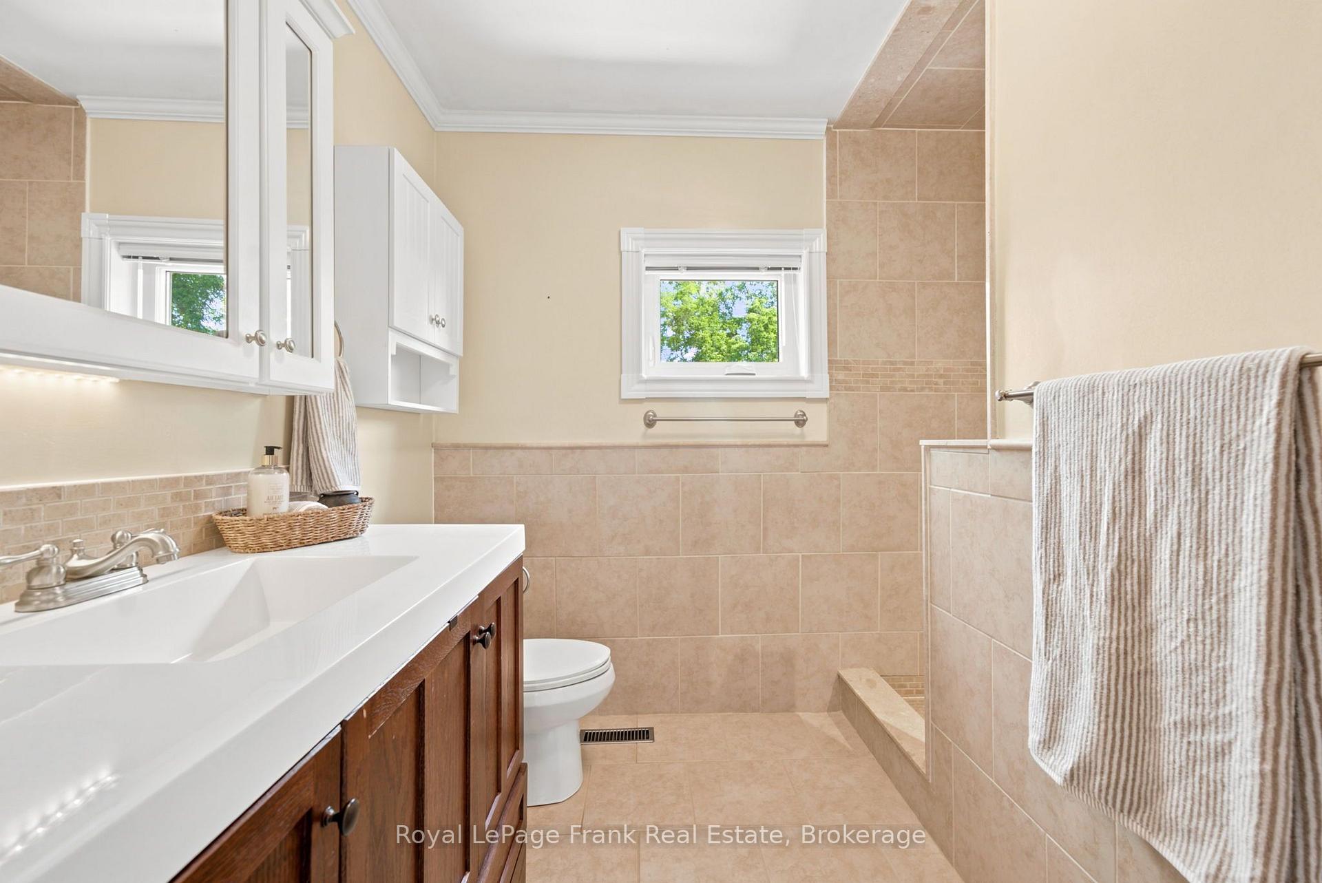 Photo 25 of 47 South Beech Street, Uxbridge — HOMEH