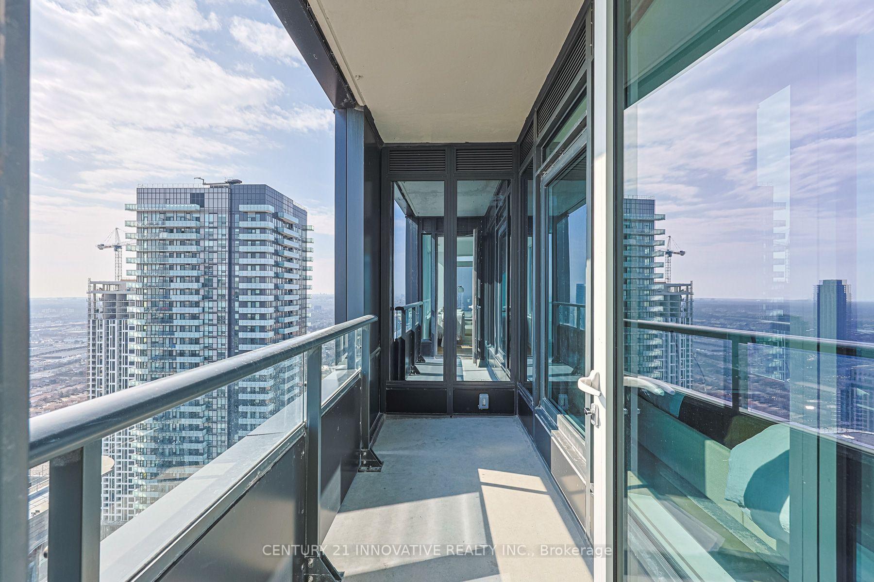 Photo 21 of Unit 2704, 395 Square One Drive, Mississauga, City Centre — HOMEH