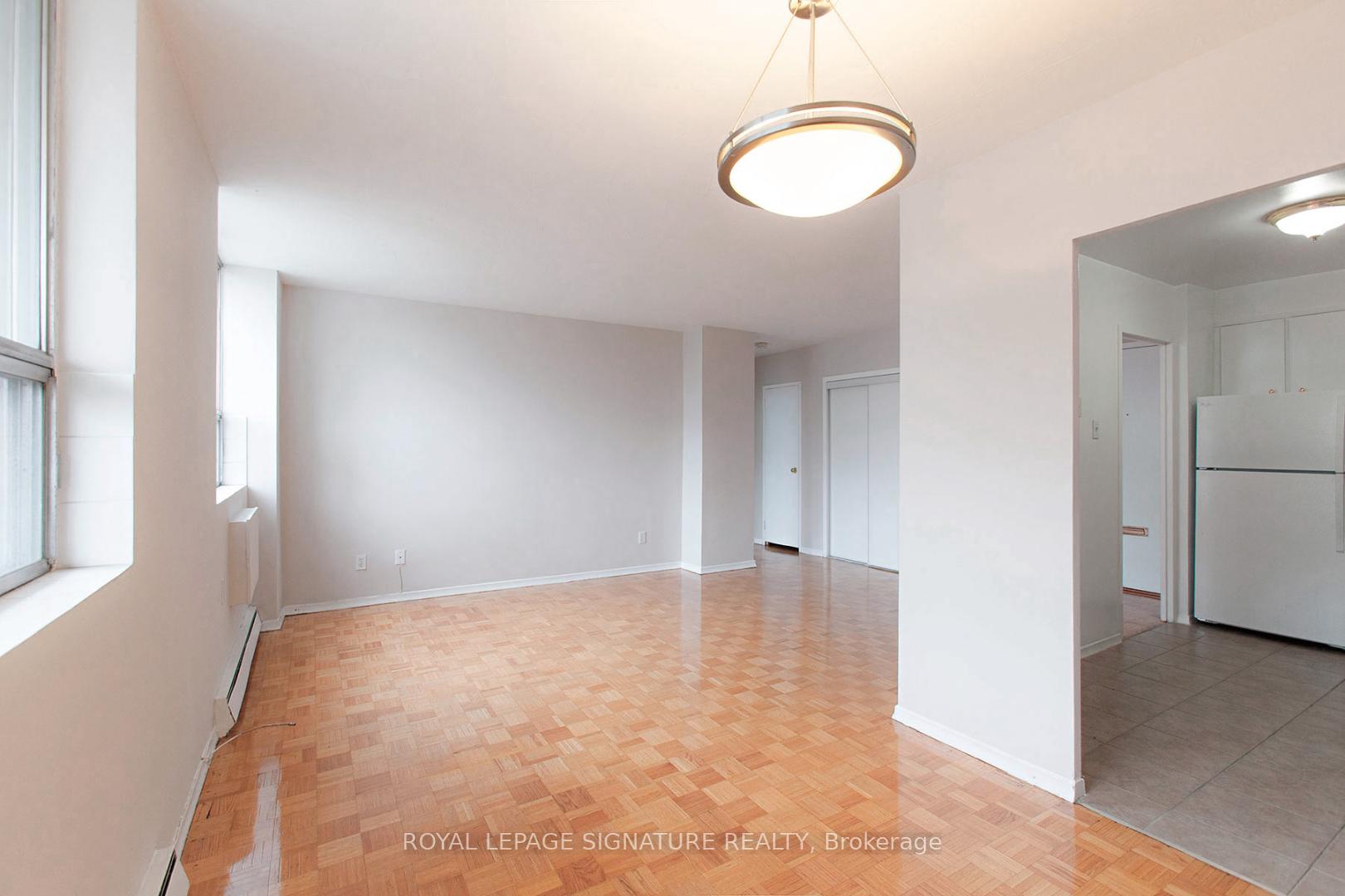Photo 4 of Unit 203, 525 Eglinton Avenue E, Toronto, Mount Pleasant East — HOMEH