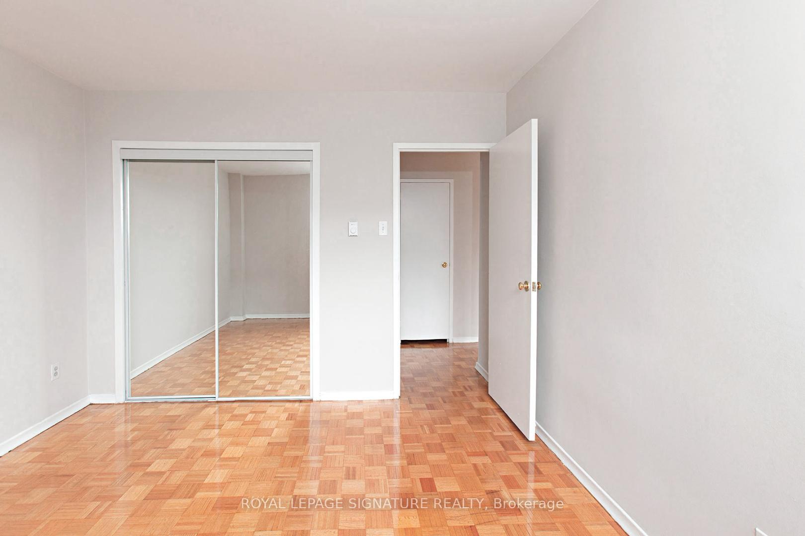 Photo 6 of Unit 203, 525 Eglinton Avenue E, Toronto, Mount Pleasant East — HOMEH