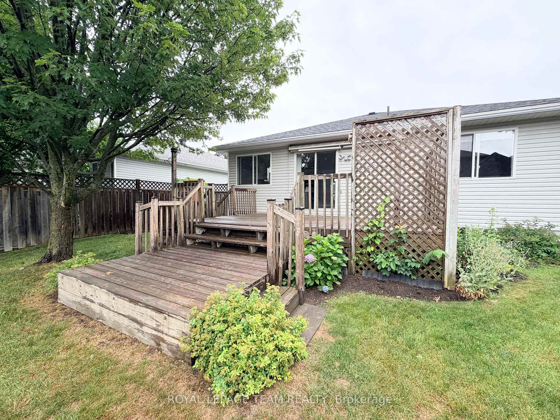 Photo 42 of 16 Fairview Crescent, Arnprior, Arnprior — HOMEH