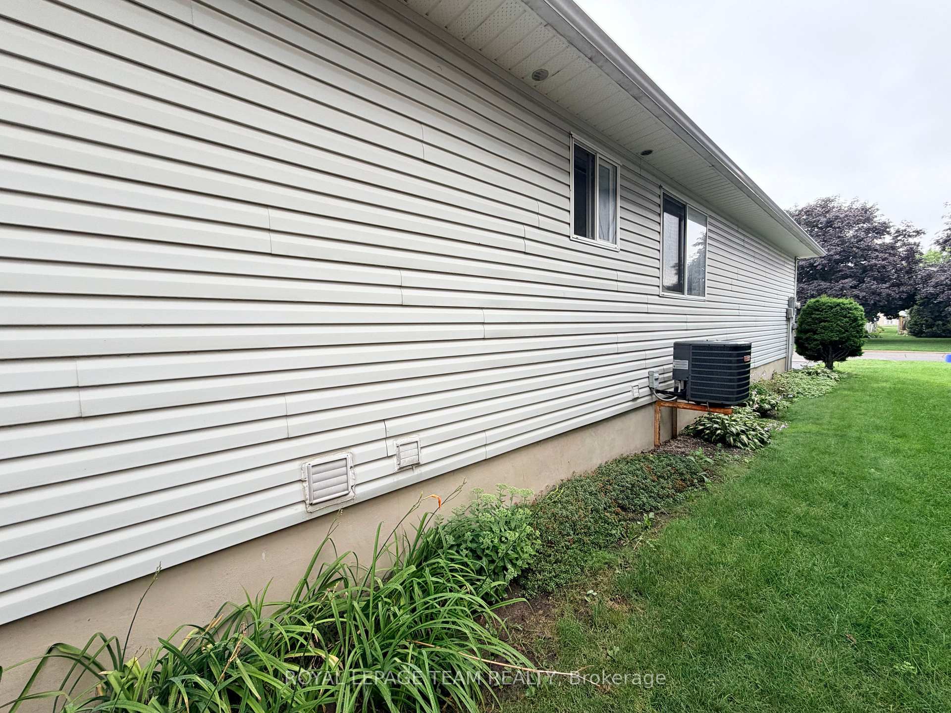 Photo 47 of 16 Fairview Crescent, Arnprior, Arnprior — HOMEH