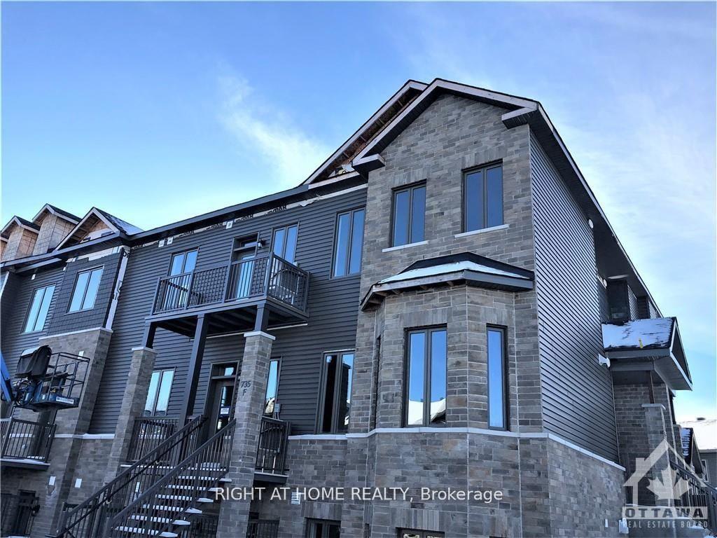 Photo 1 of Unit G, 735 Dearborn Private, Ottawa, Blossom Park/Kemp Park/Findlay Creek — HOMEH