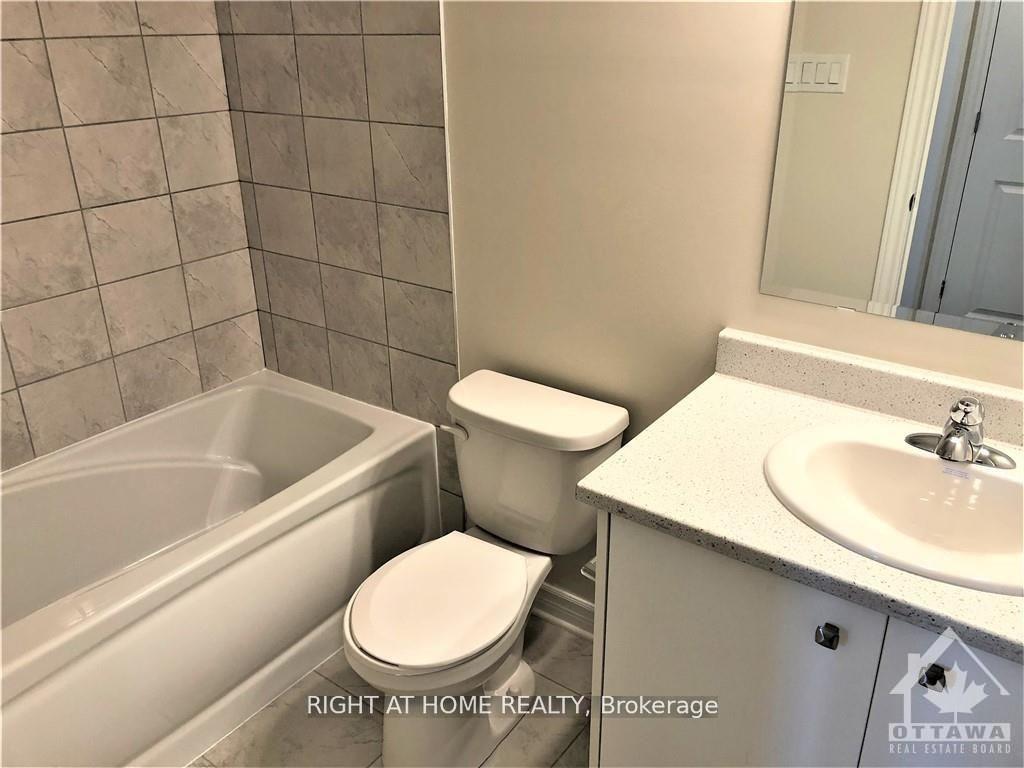 Photo 9 of Unit G, 735 Dearborn Private, Ottawa, Blossom Park/Kemp Park/Findlay Creek — HOMEH