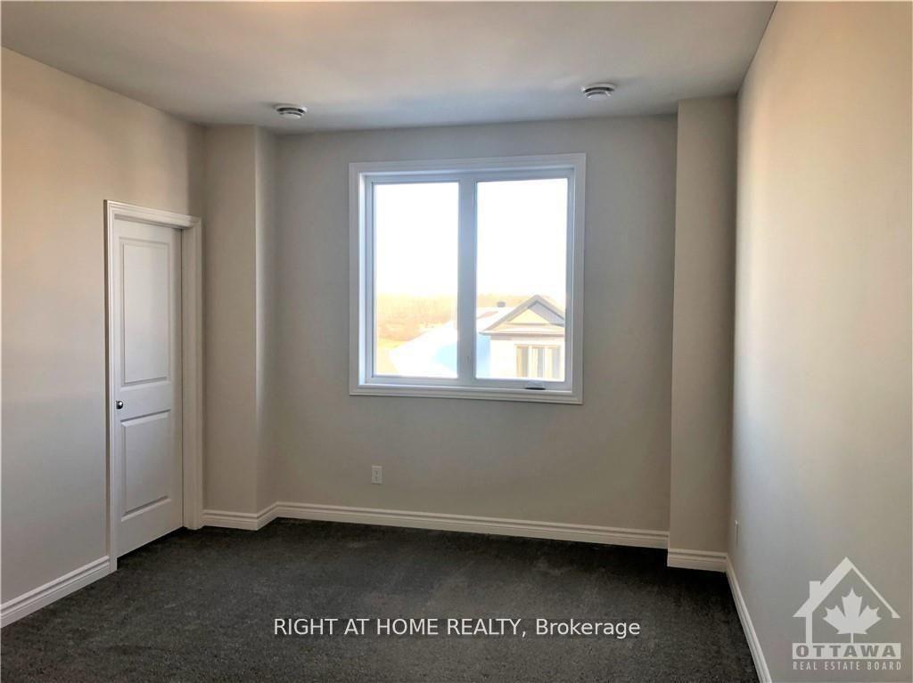Photo 15 of Unit G, 735 Dearborn Private, Ottawa, Blossom Park/Kemp Park/Findlay Creek — HOMEH