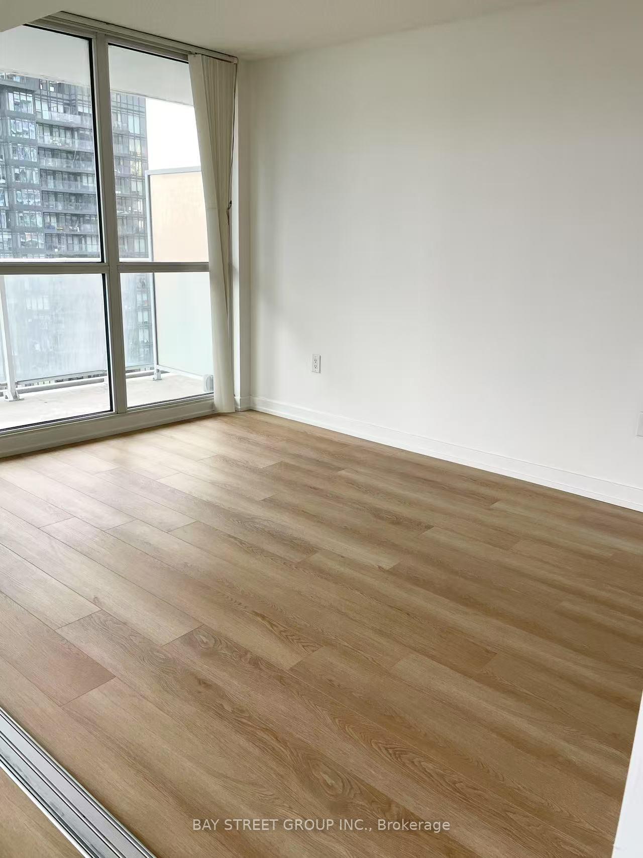 Photo 6 of Unit 2908, 75 Queens Wharf Road, Toronto, Waterfront Communities — HOMEH