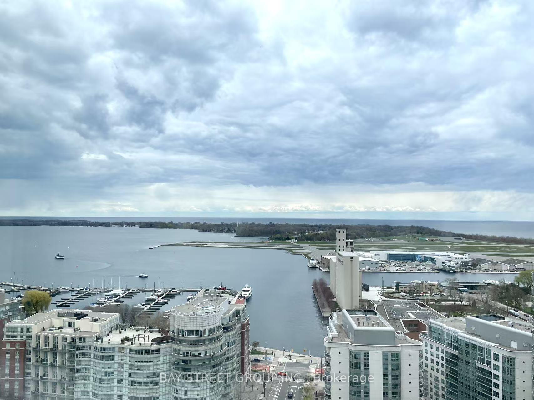 Photo 10 of Unit 2908, 75 Queens Wharf Road, Toronto, Waterfront Communities — HOMEH