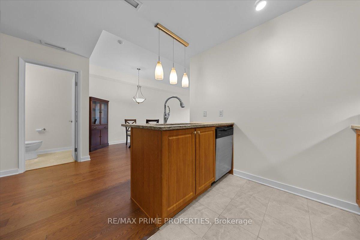 Photo 7 of Unit 506, 310 Centrum Boulevard, Ottawa, Bilberry Creek/Queenswood Heights — HOMEH