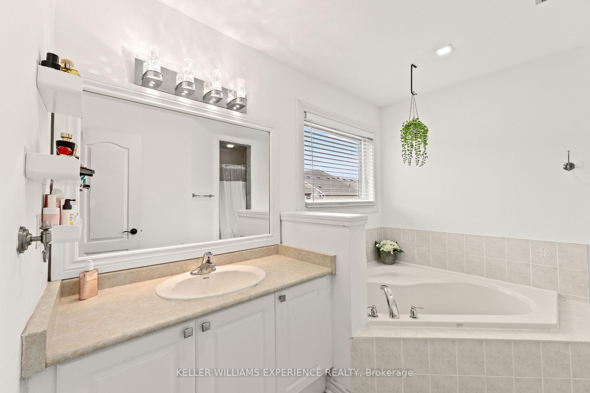Photo 30 of 16 Snowden Avenue, Barrie, Innis-Shore — HOMEH