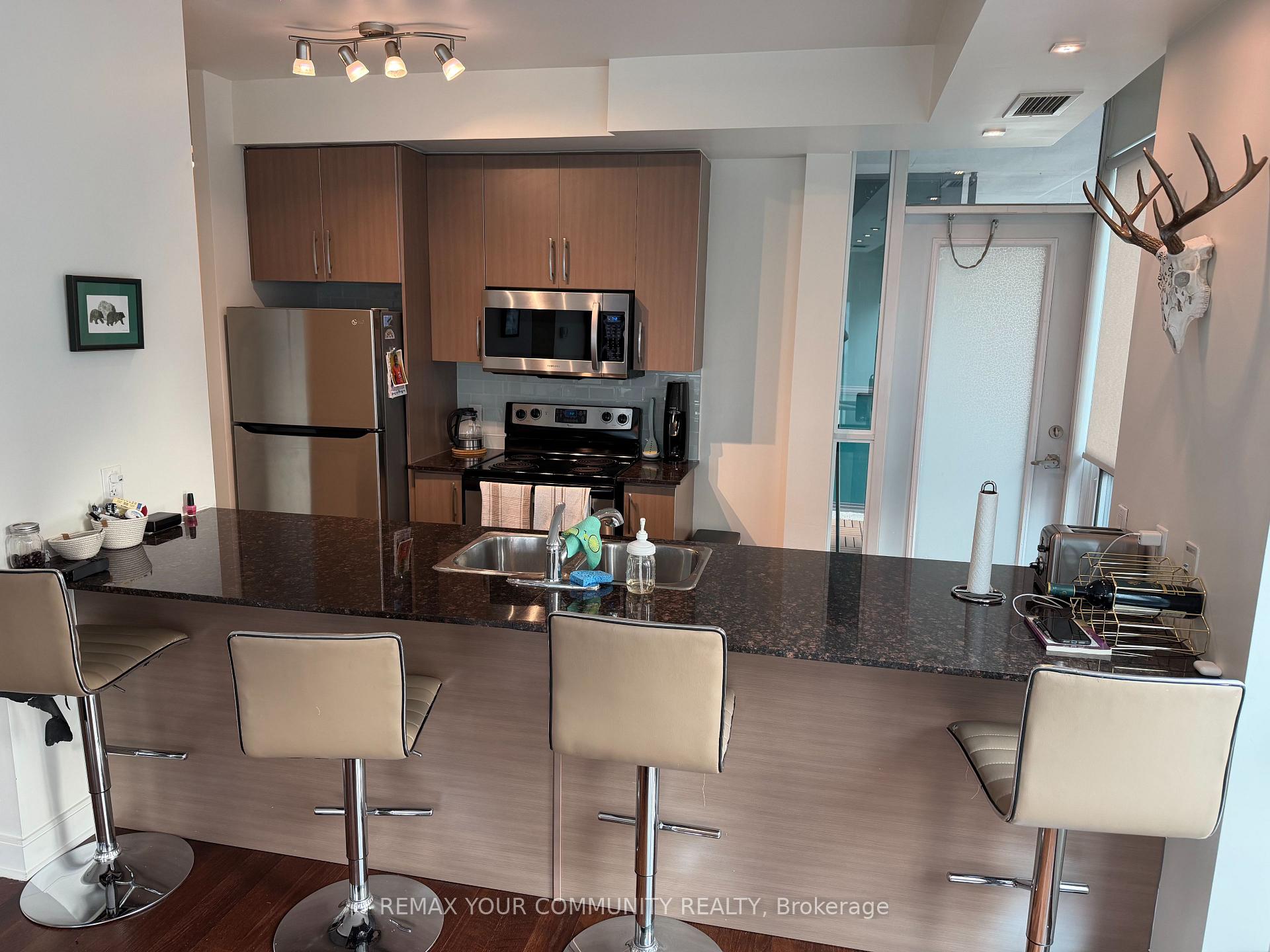 Photo 5 of Unit 2907, 1 Scott Street, Toronto, Waterfront Communities — HOMEH