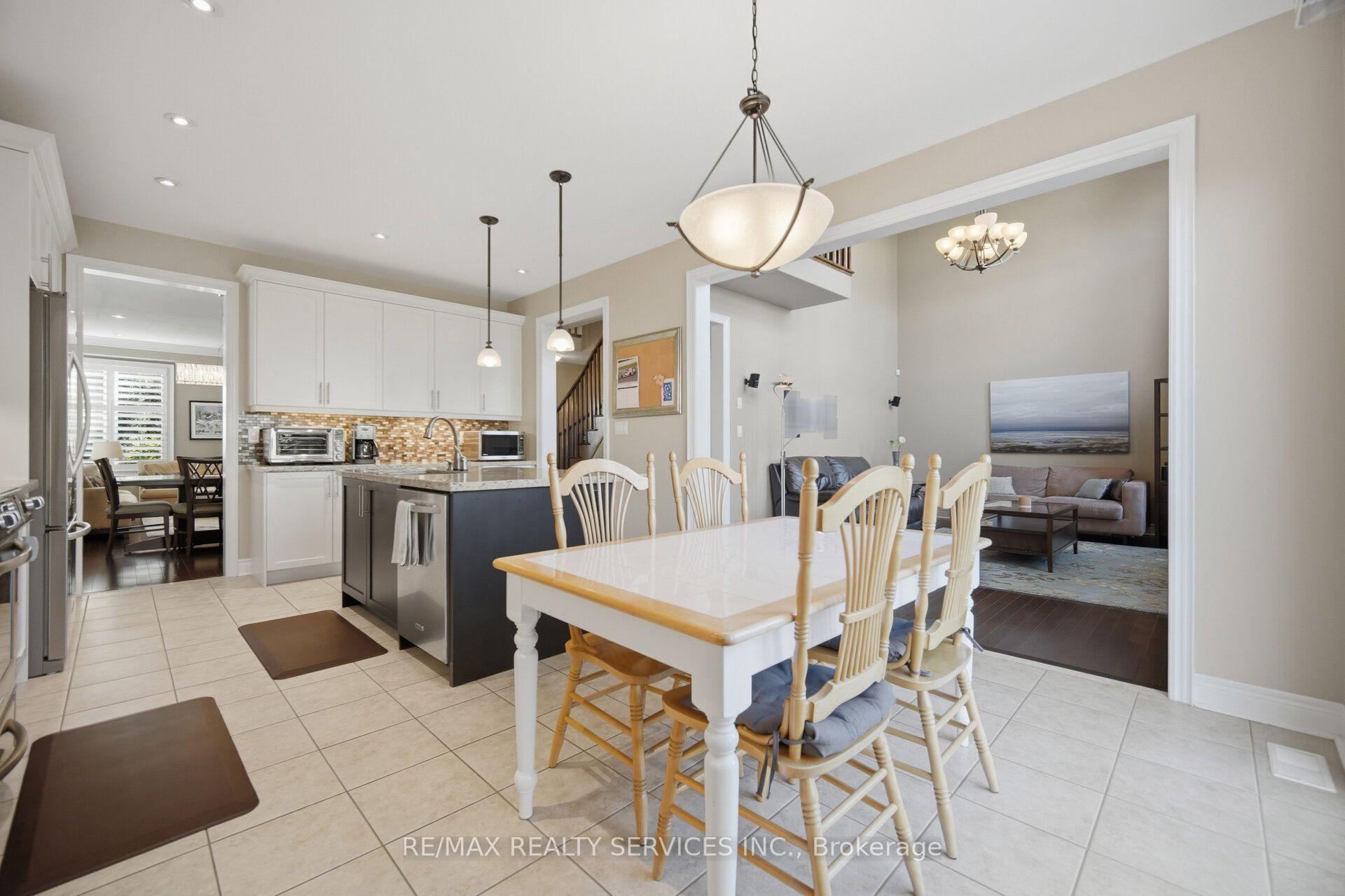 Photo 14 of 49 Learmont Avenue, Caledon, Rural Caledon — HOMEH