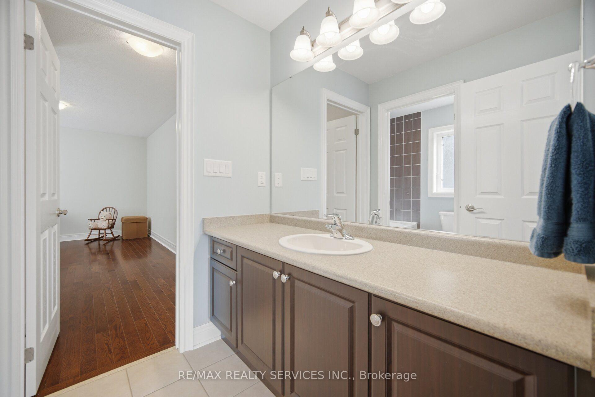 Photo 31 of 49 Learmont Avenue, Caledon, Rural Caledon — HOMEH