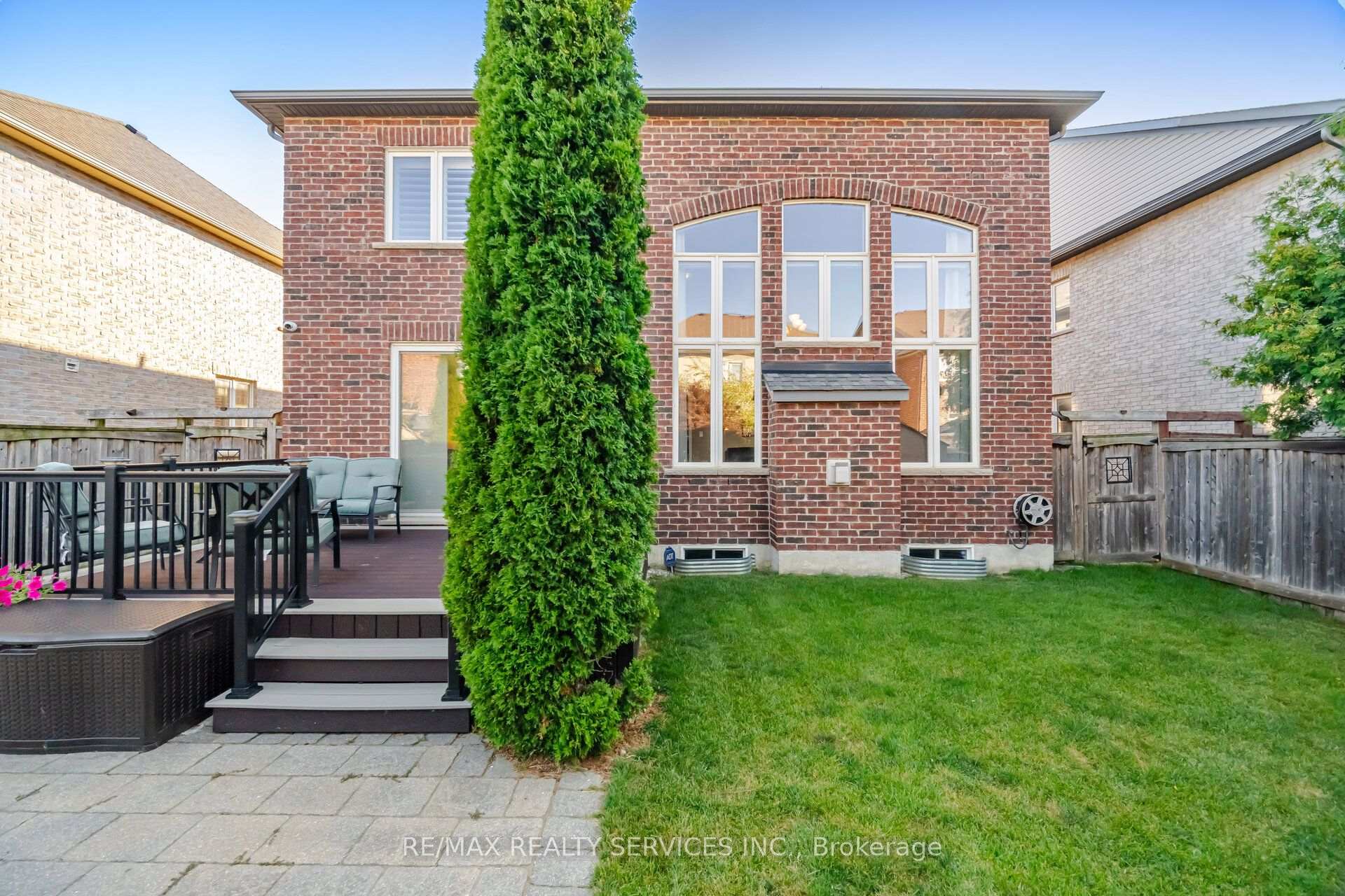 Photo 44 of 49 Learmont Avenue, Caledon, Rural Caledon — HOMEH