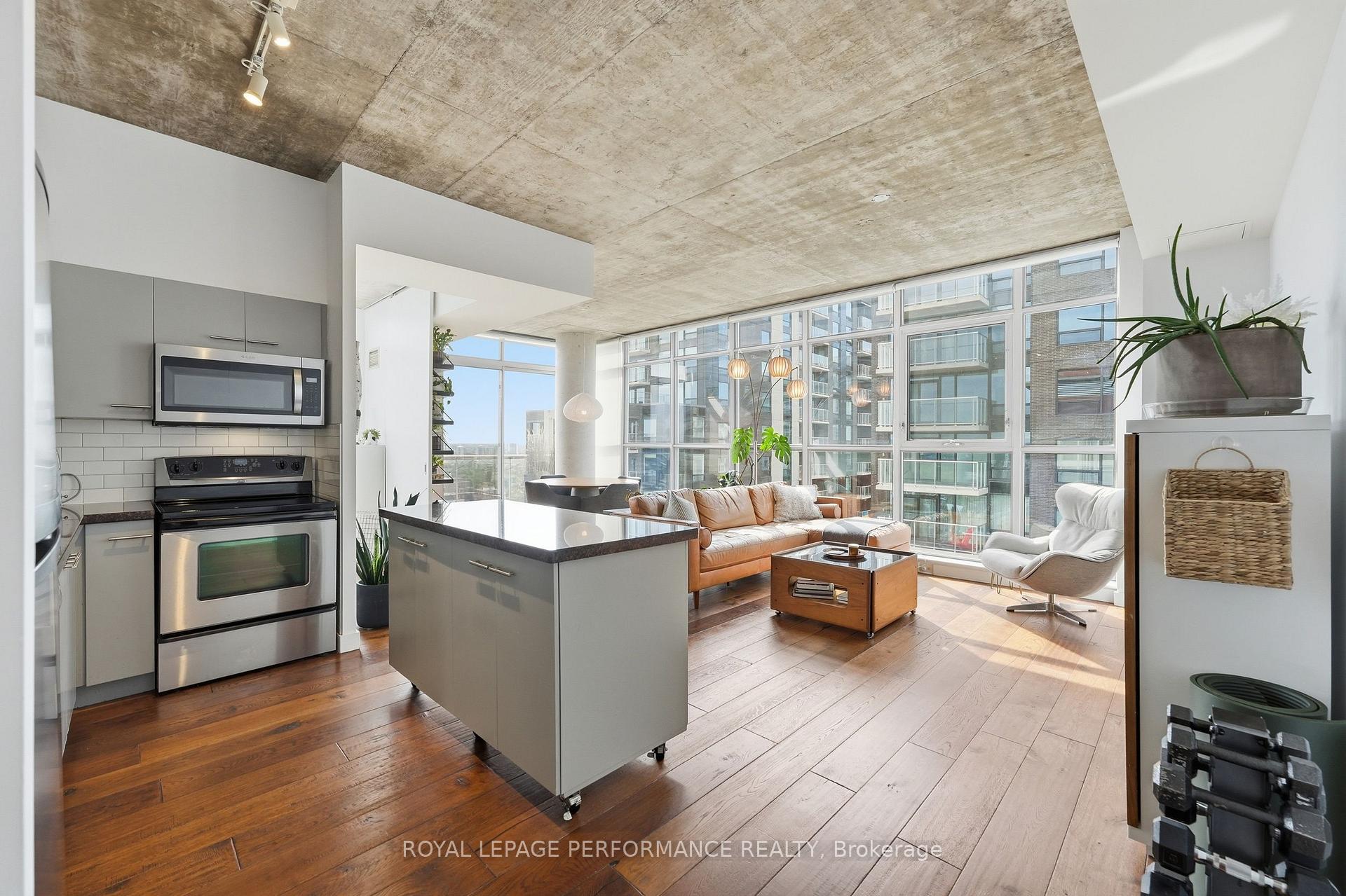 Photo 4 of Unit PH 2, 179 George Street, Ottawa, Lower Town/Byward Market — HOMEH