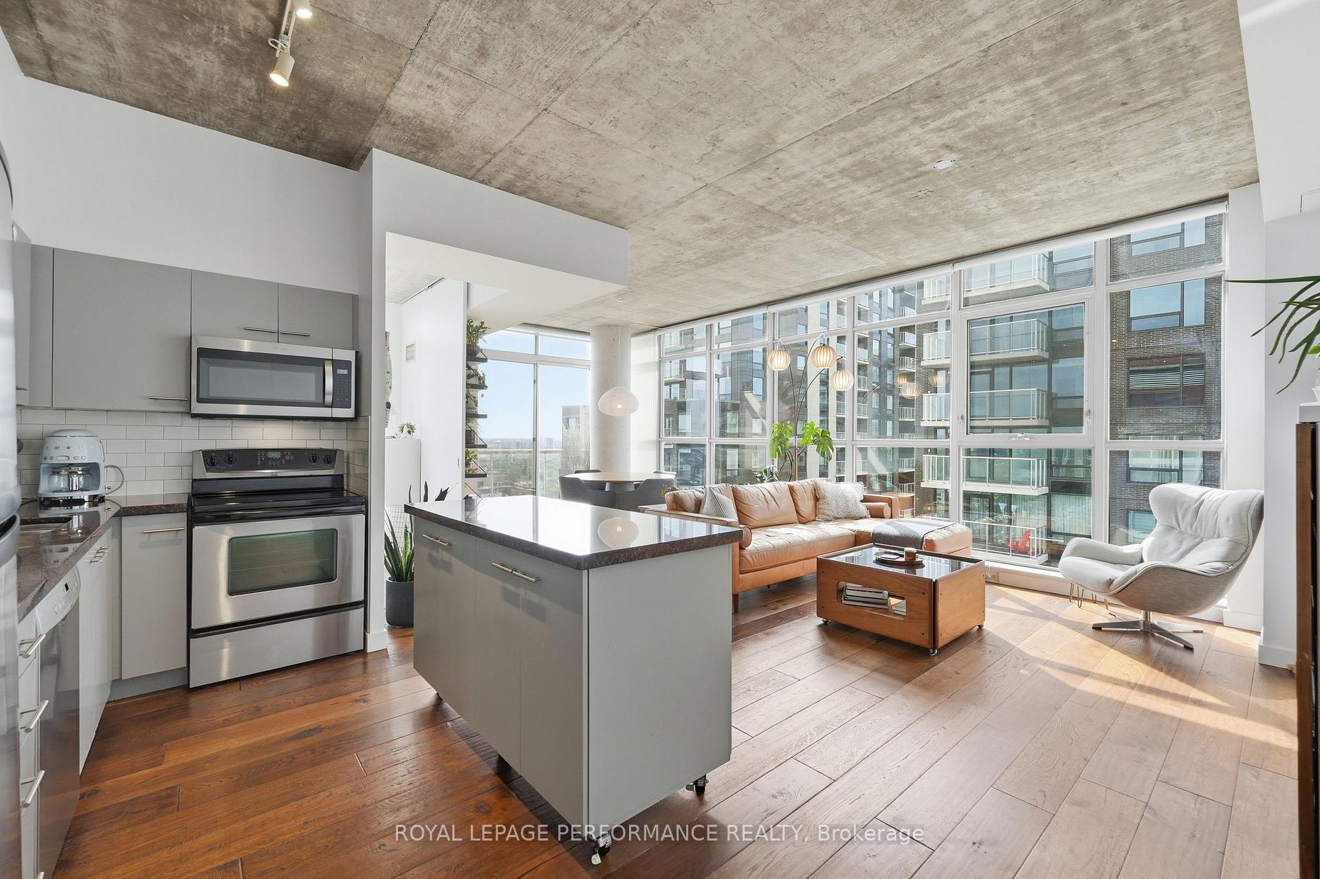 Photo 5 of Unit PH 2, 179 George Street, Ottawa, Lower Town/Byward Market — HOMEH
