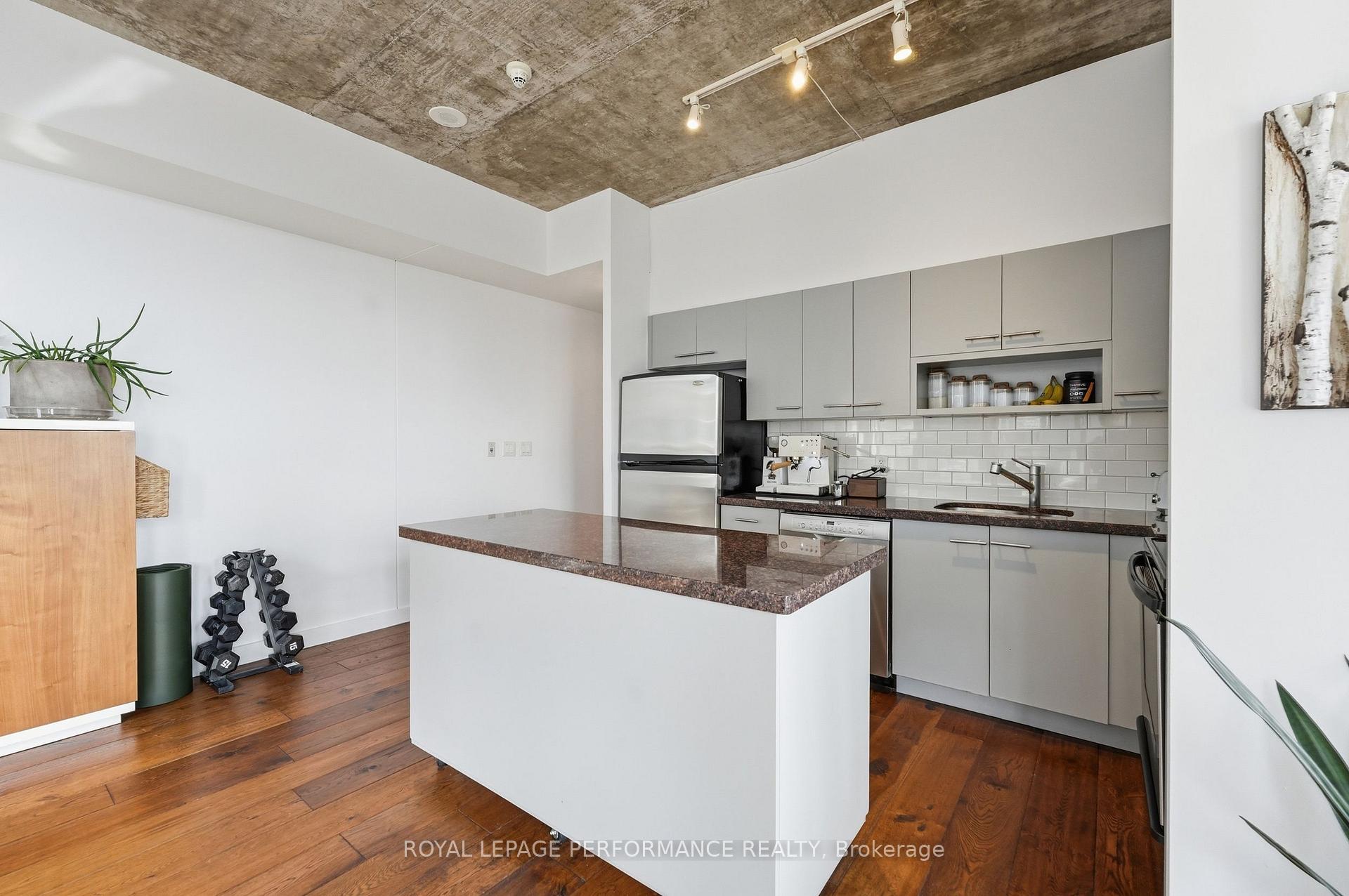 Photo 8 of Unit PH 2, 179 George Street, Ottawa, Lower Town/Byward Market — HOMEH