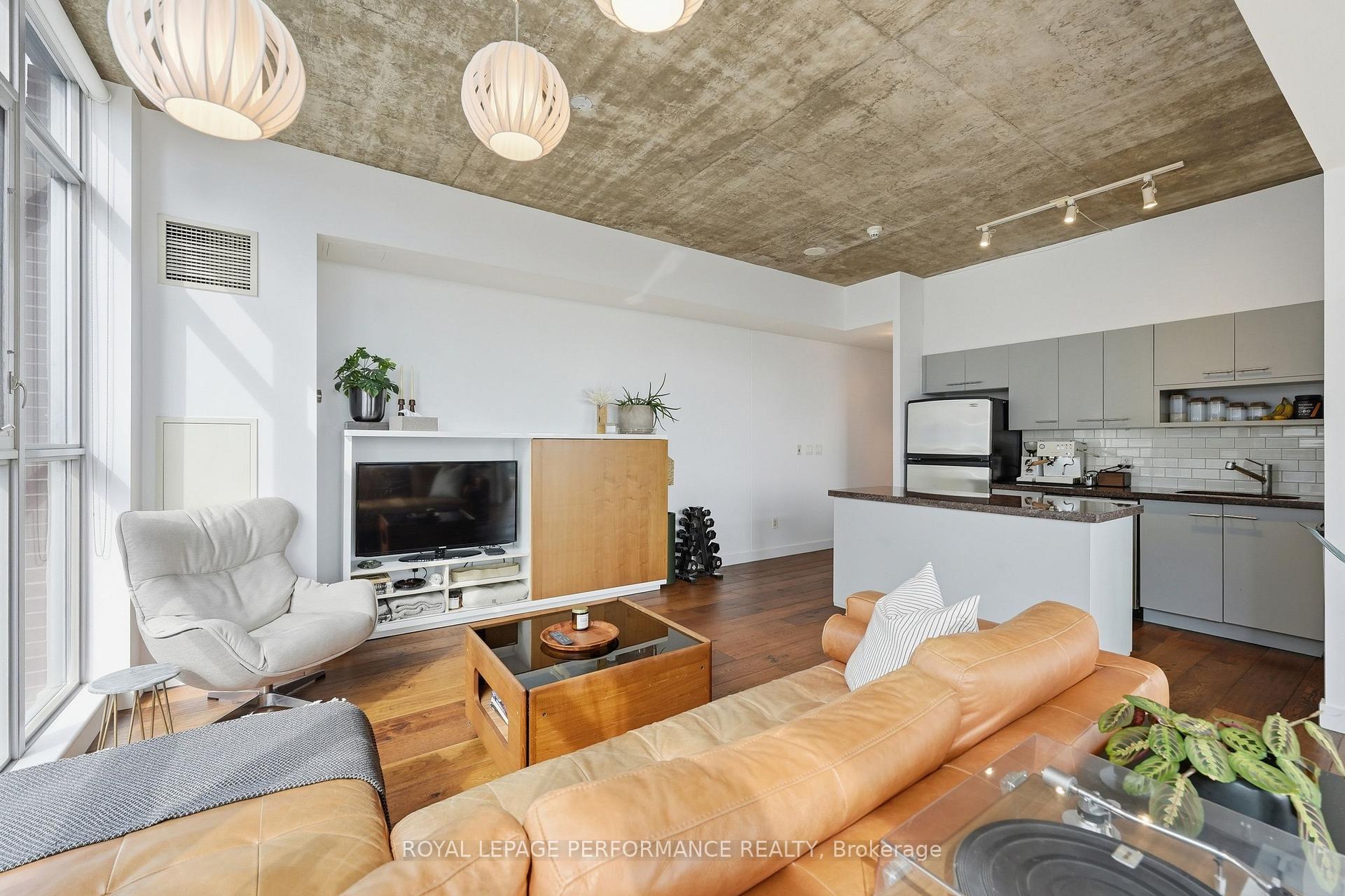 Photo 13 of Unit PH 2, 179 George Street, Ottawa, Lower Town/Byward Market — HOMEH