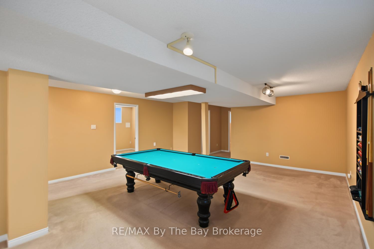 Photo 36 of 12 Goldsmith Place, Wasaga Beach — HOMEH