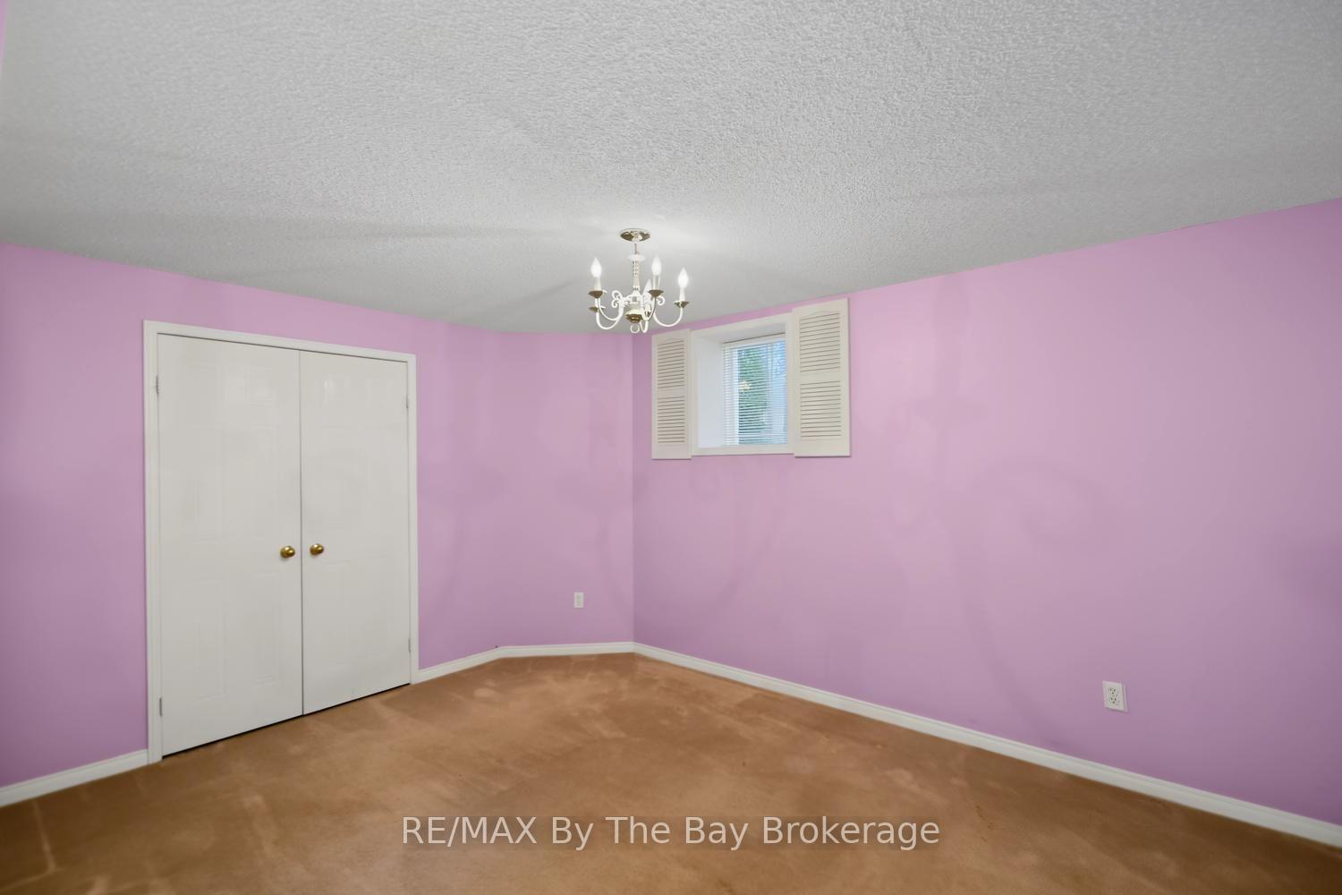 Photo 42 of 12 Goldsmith Place, Wasaga Beach — HOMEH