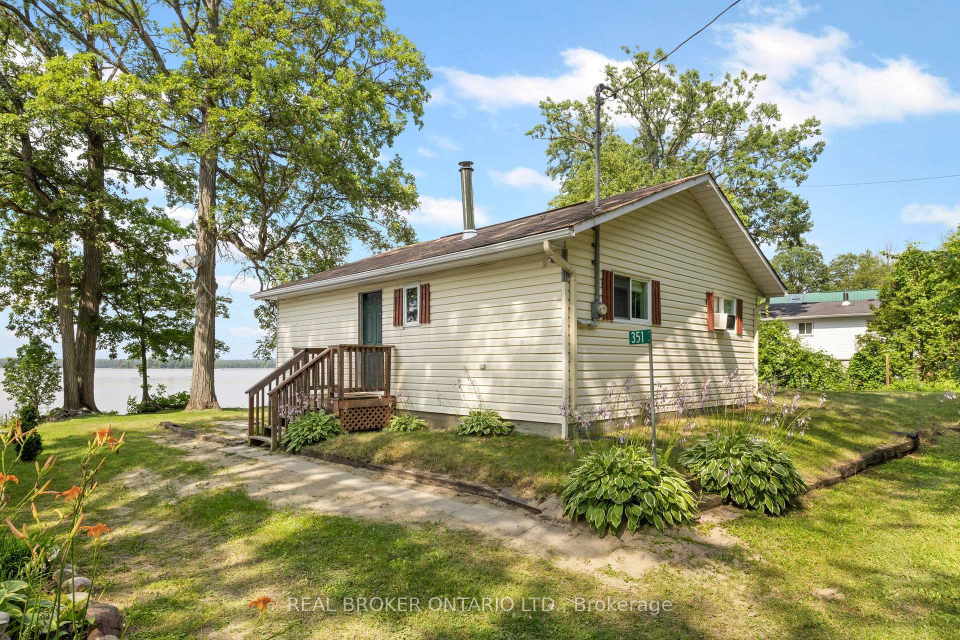 Front of 351 Leavoy Lane