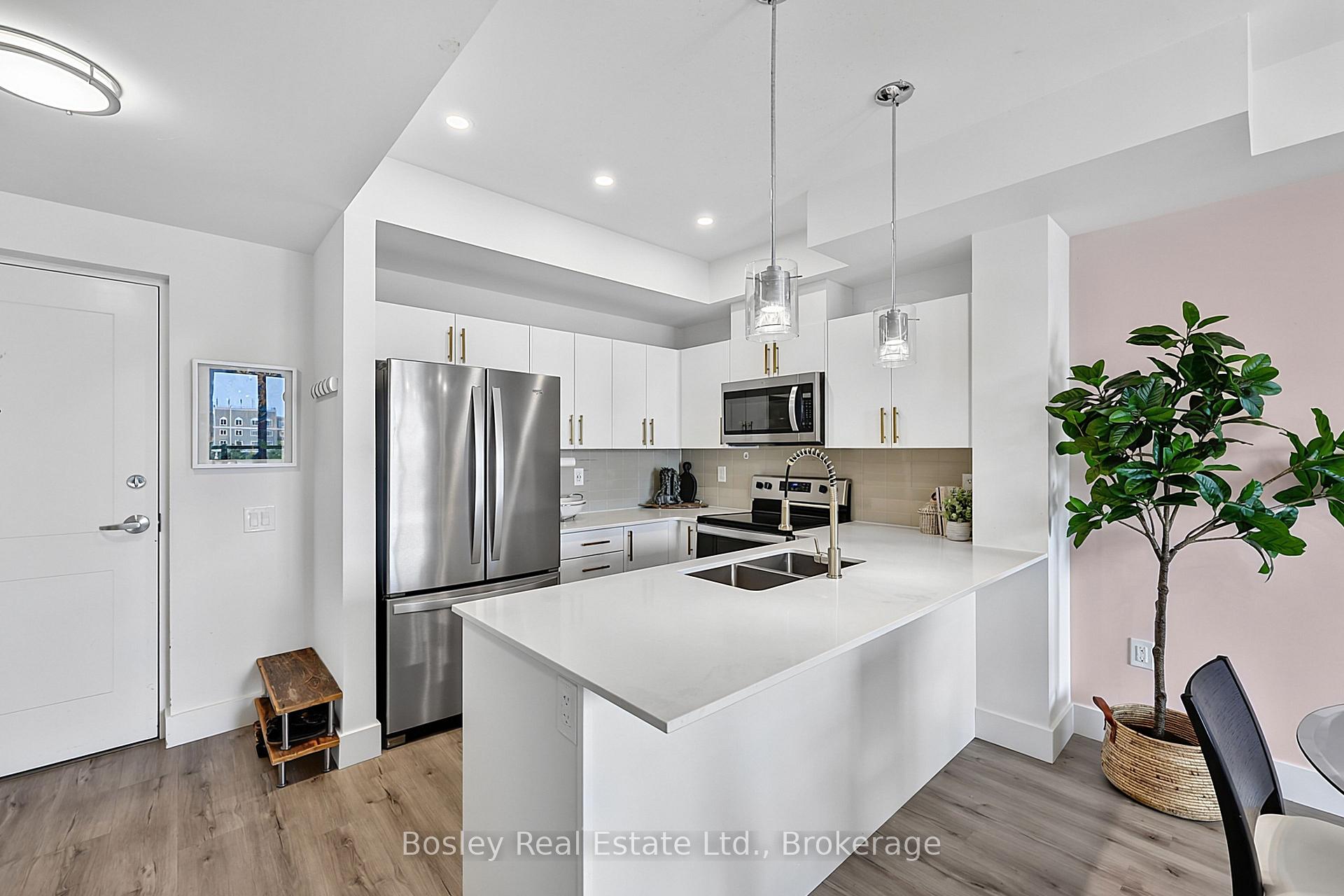 Photo 2 of Unit 404, 4 Kimberly Lane, Collingwood — HOMEH