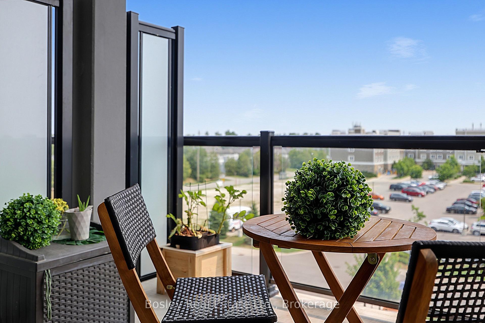 Photo 7 of Unit 404, 4 Kimberly Lane, Collingwood — HOMEH