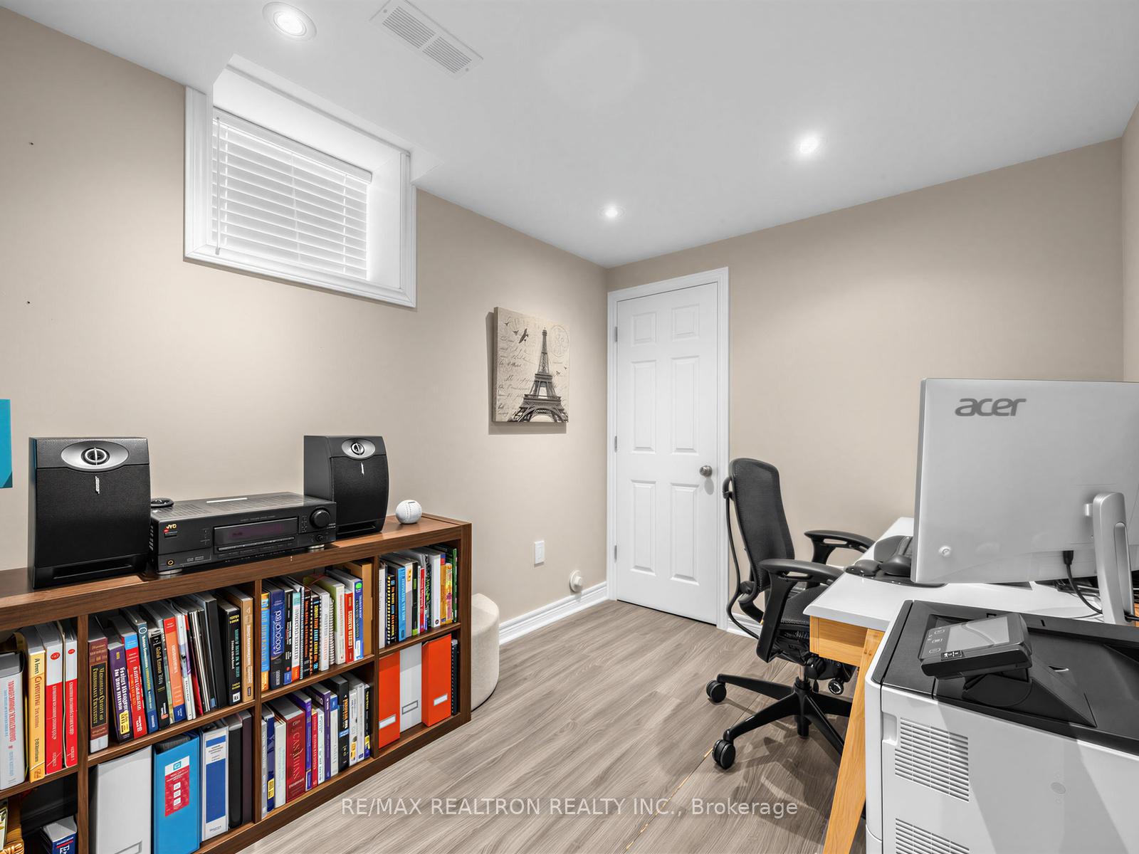 Photo 27 of 1089 Edward Bolton Crescent, Oshawa, Pinecrest — HOMEH