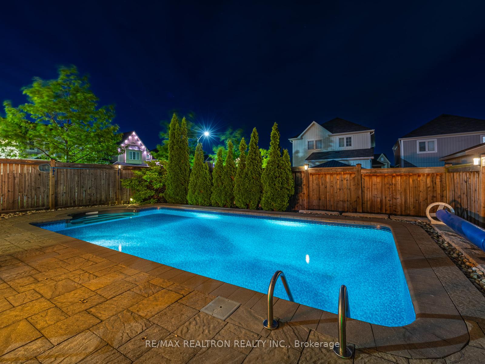 Photo 38 of 1089 Edward Bolton Crescent, Oshawa, Pinecrest — HOMEH
