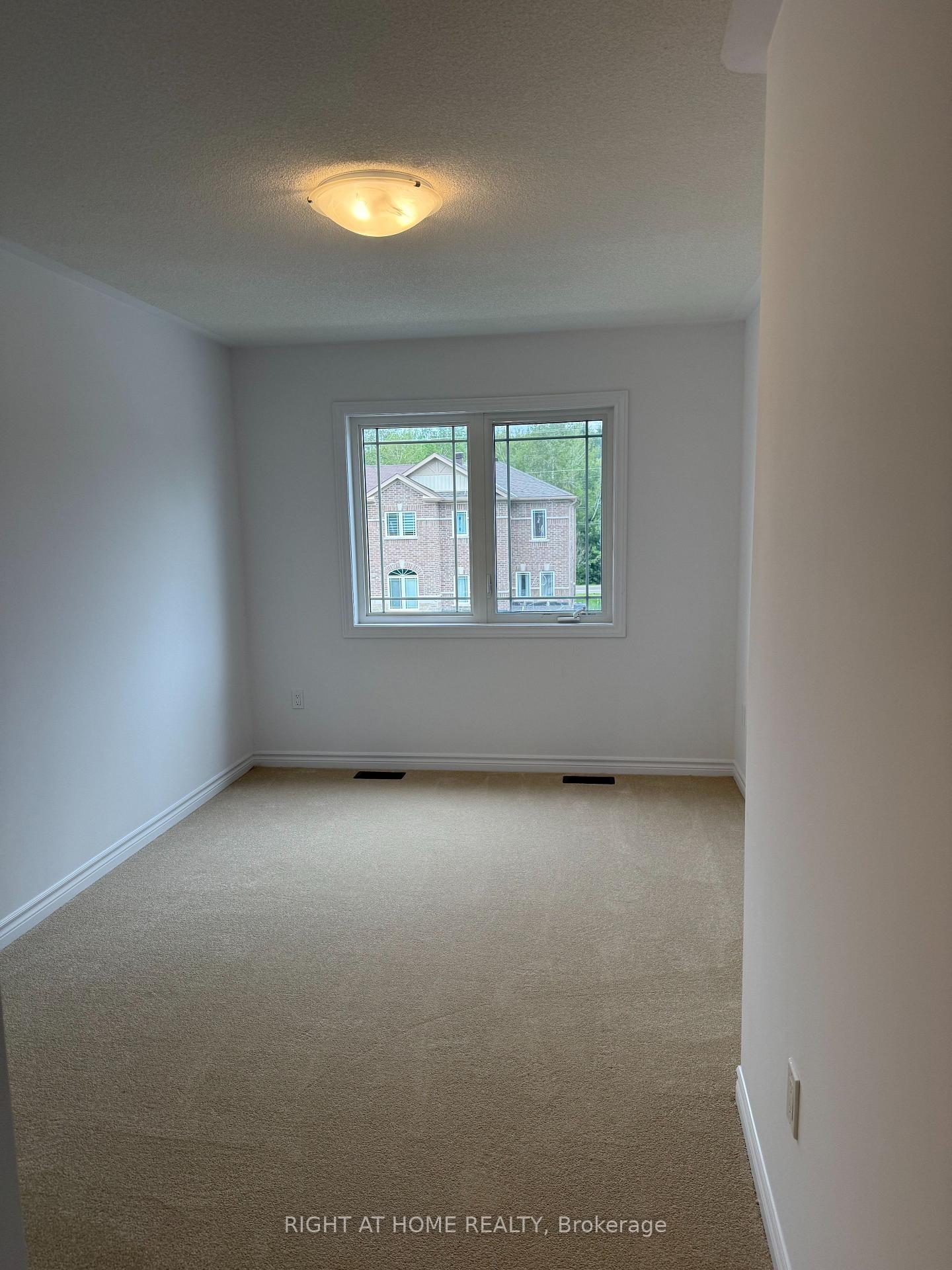 Photo 8 of 44 Milson Crescent, Essa, Angus — HOMEH