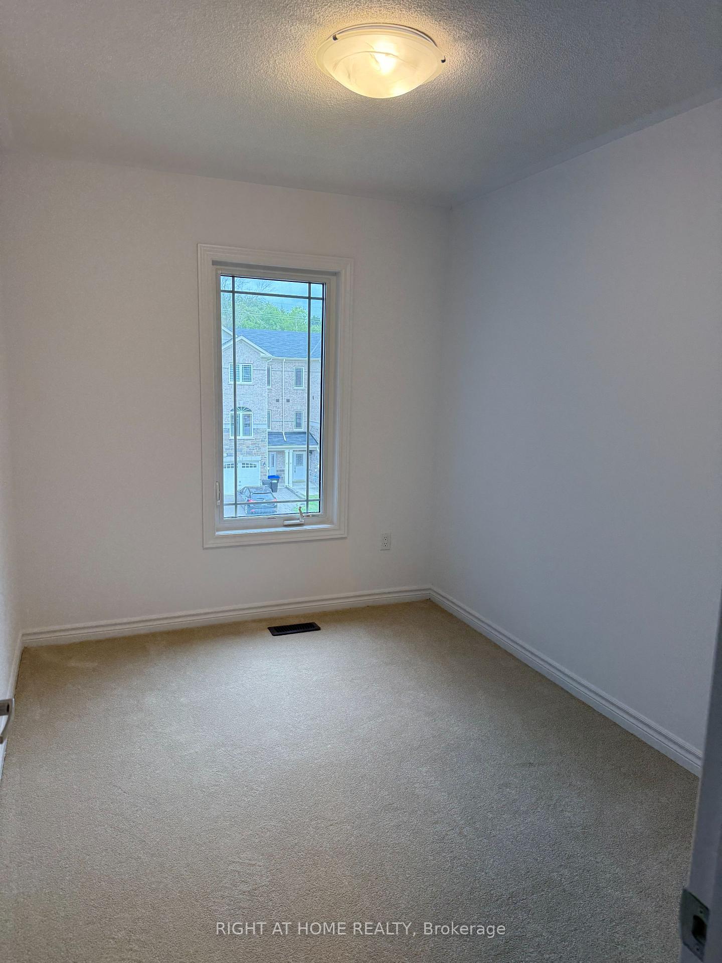 Photo 10 of 44 Milson Crescent, Essa, Angus — HOMEH