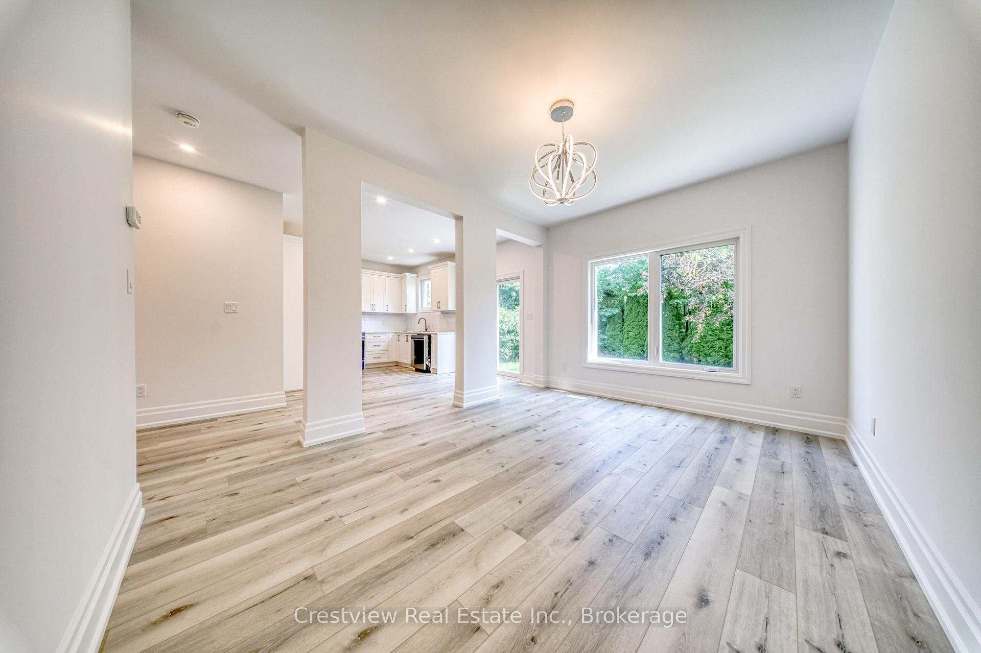Photo 7 of 49 Sandham Crescent, Markham, Middlefield — HOMEH