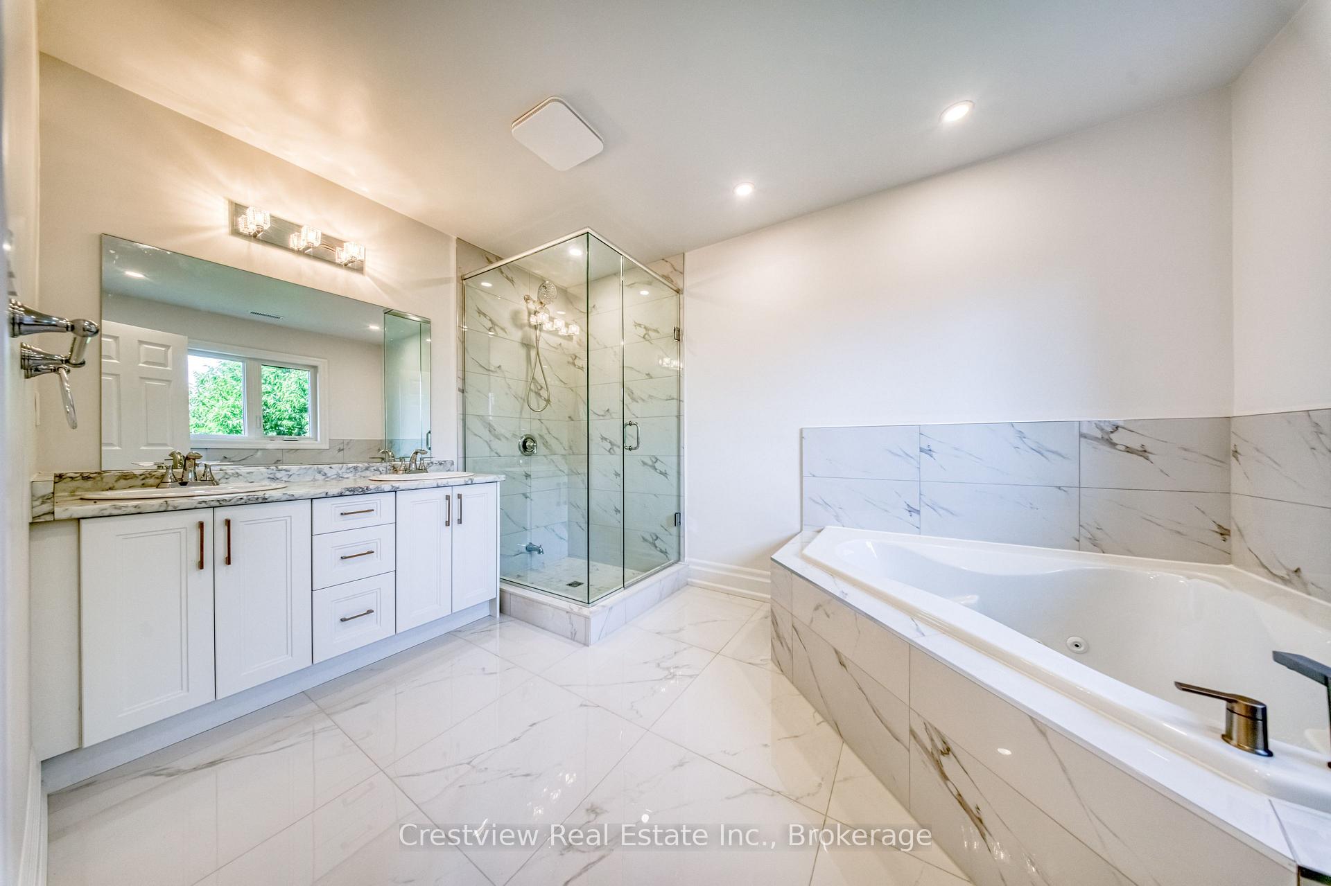 Photo 19 of 49 Sandham Crescent, Markham, Middlefield — HOMEH
