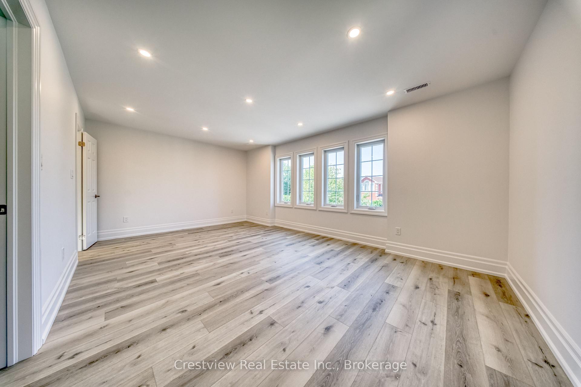 Photo 22 of 49 Sandham Crescent, Markham, Middlefield — HOMEH