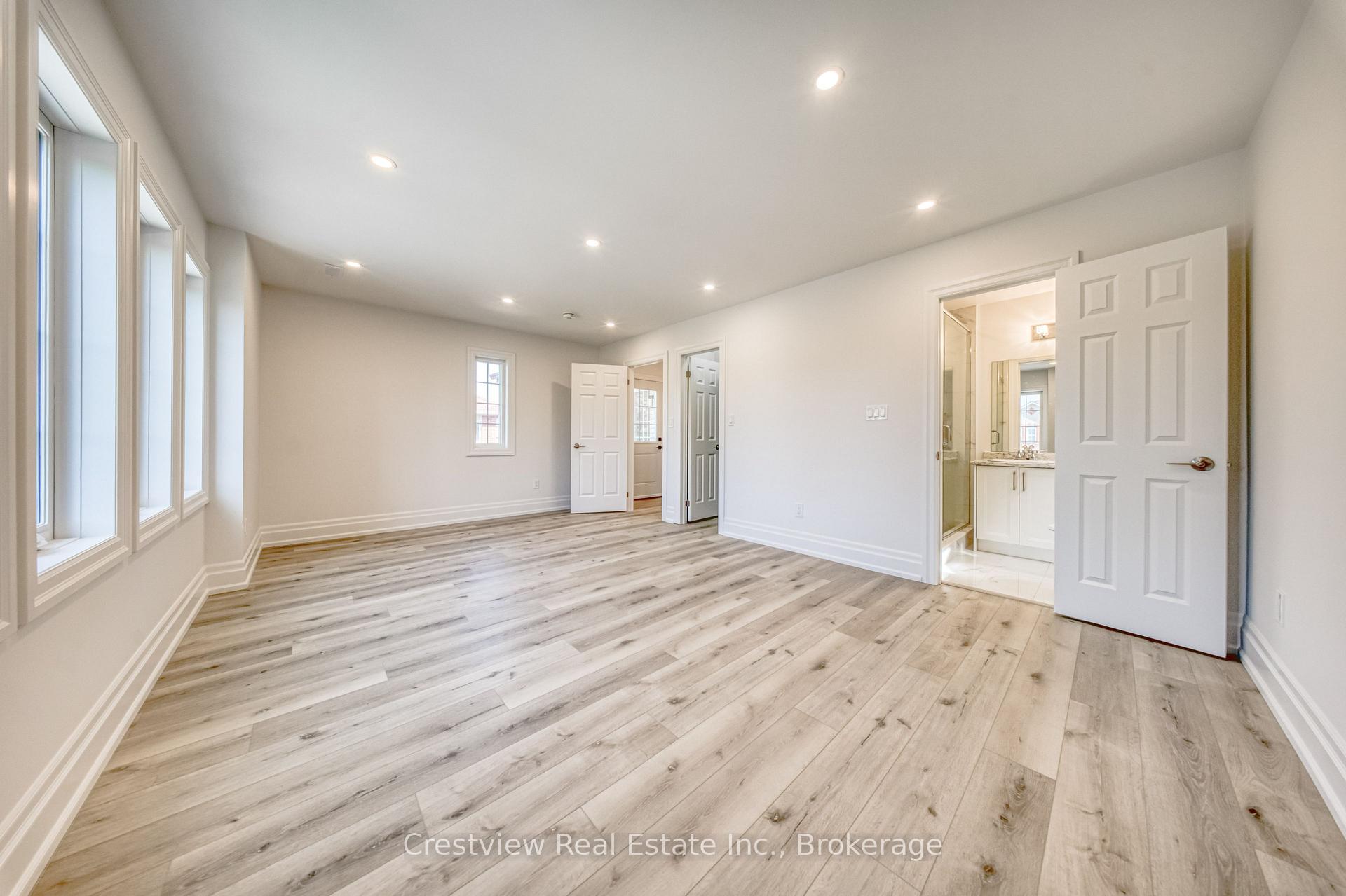 Photo 23 of 49 Sandham Crescent, Markham, Middlefield — HOMEH